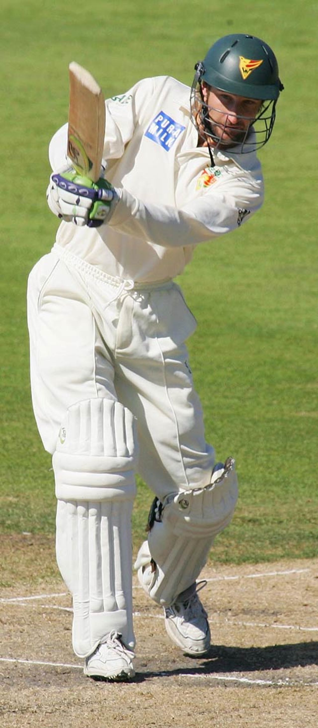 Sean Clingeleffer drives on his way to a half-century, Tasmania v New South Wales, Pura Cup final, Hobart, March 22, 2007