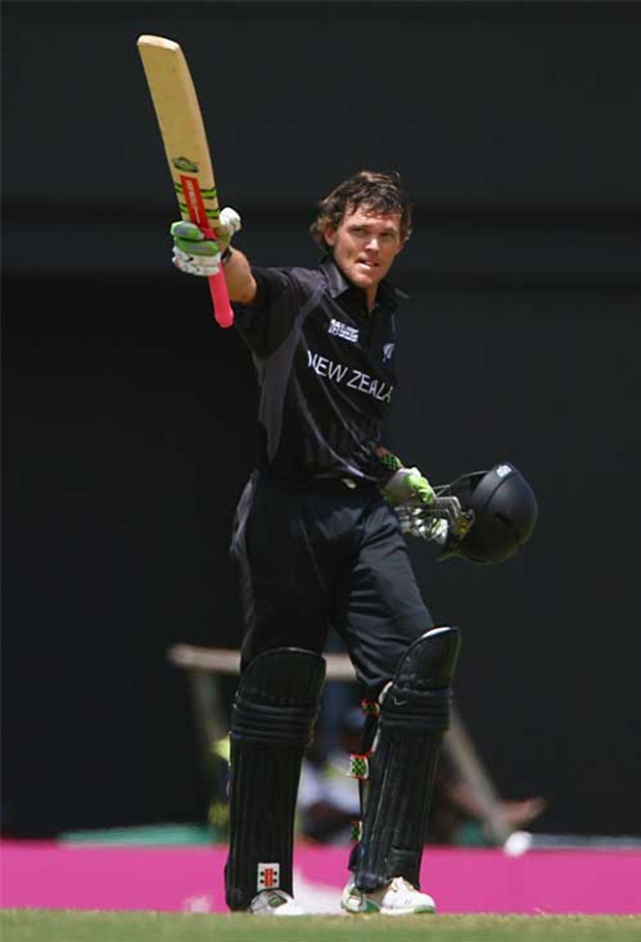 Lou Vincent takes the applause for his century, Canada v New Zealand, St Lucia, March 22, 2007