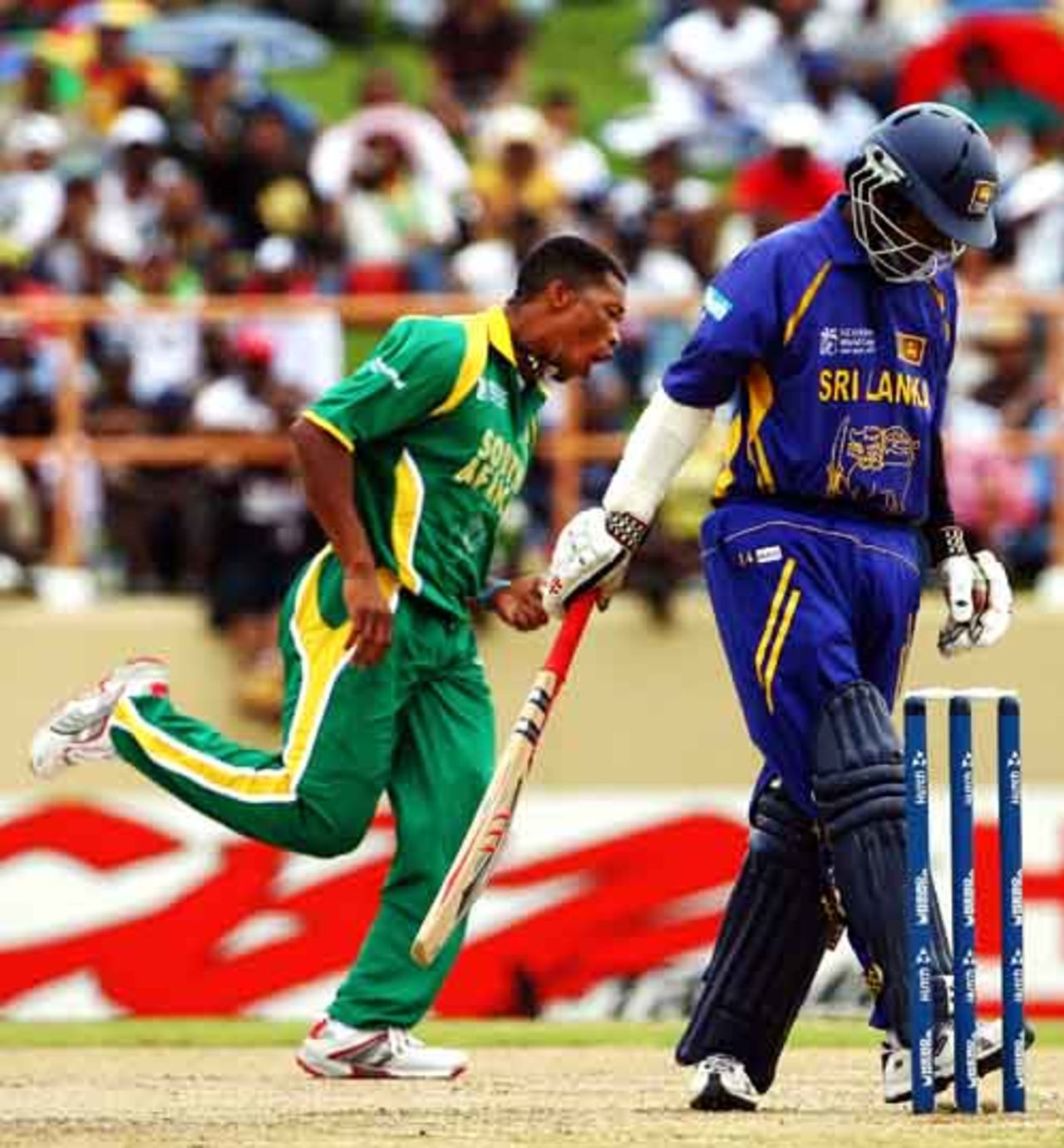 Makhaya Ntini celebrates Upul Tharanga's wicket, South Africa v Sri Lanka, Super Eights, Guyana, March 28, 2007