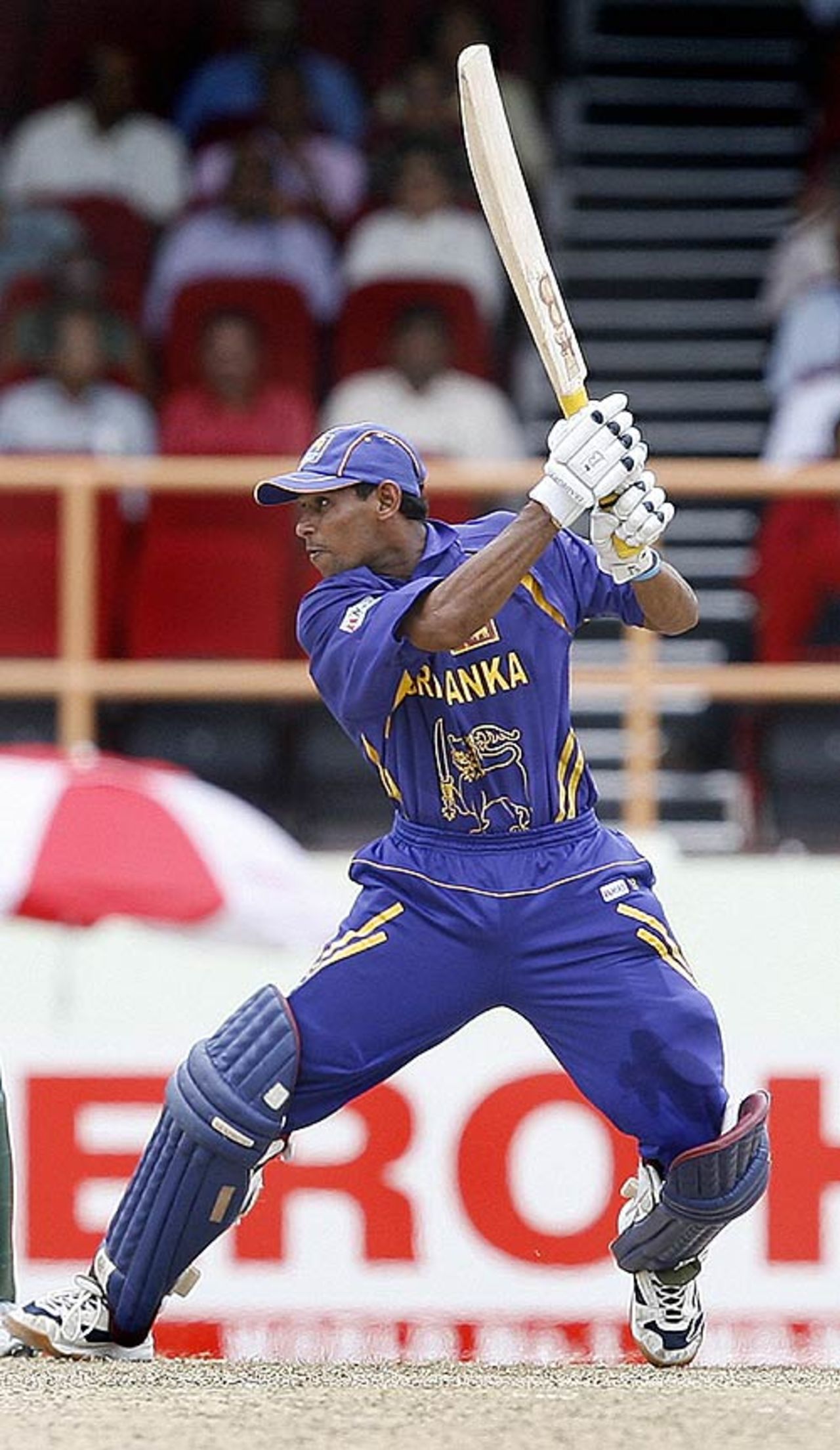 Tillakaratne Dilshan cuts on his way to 58, South Africa v Sri Lanka, Super Eights, Guyana, March 28, 2007