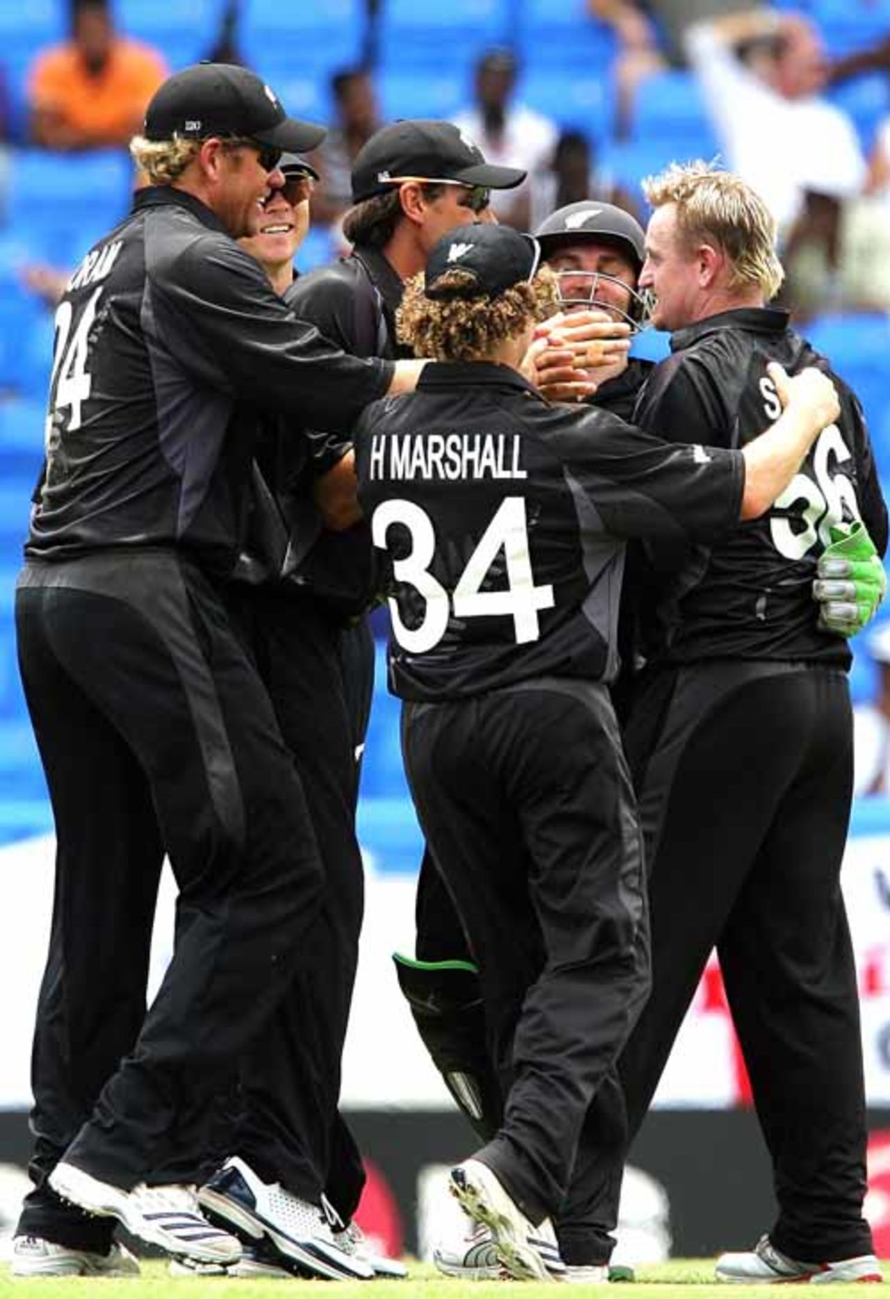 Scott Styris is mobbed by his team-mates after the Brian Lara dismissal, West Indies v New Zealand, Super Eights, Antigua, March 29, 2007