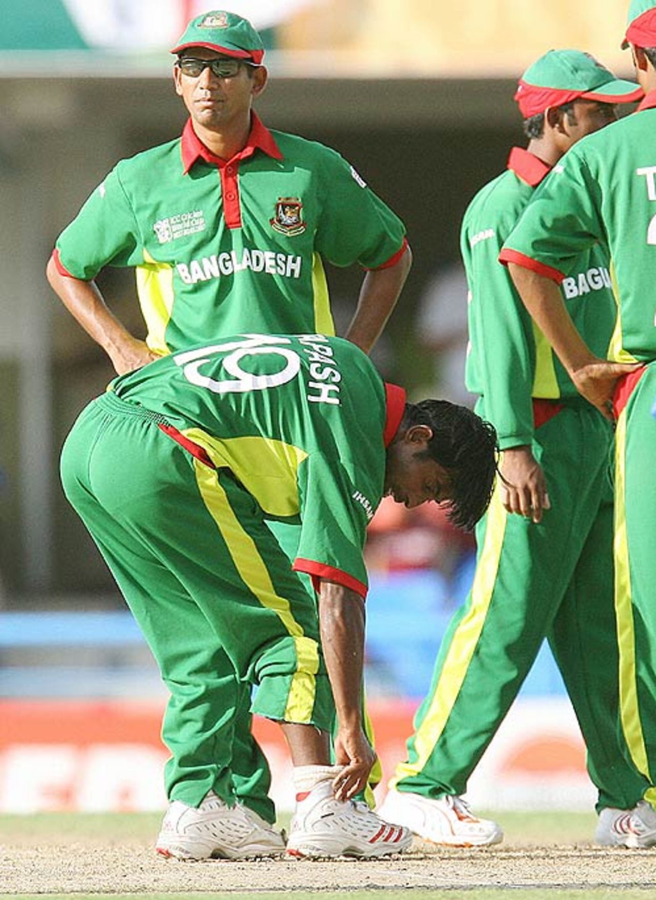 Tapash Baisya injured his foot while bowling and had to go off the field, Australia v Bangladesh, Super Eights, Antigua, March 31, 2007
