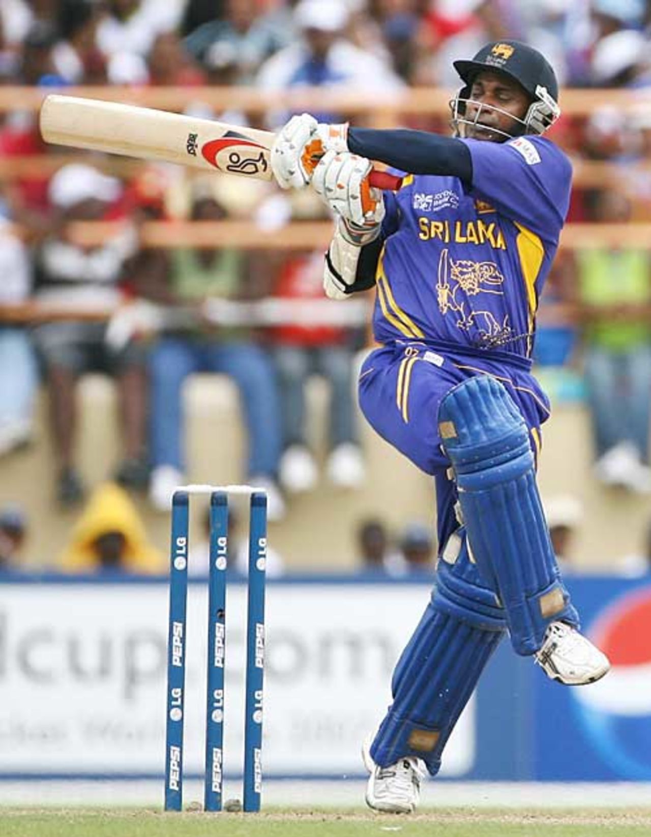 Sanath Jayasuriya was quick onto anything short, West Indies v Sri Lanka, Super Eights, Guyana, April 1, 2007