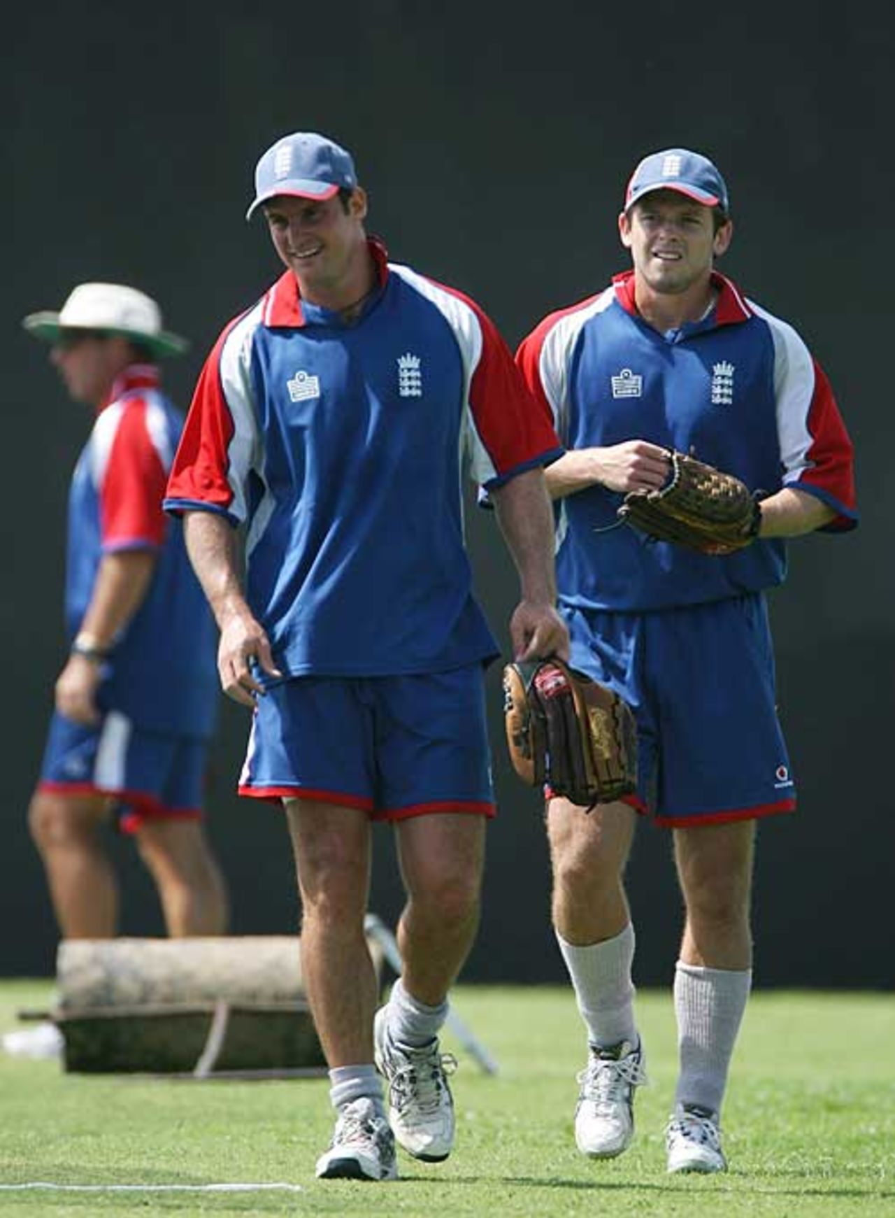 Andrew Strauss and Ed Joyce consider a change of sports, Antigua, April 2, 2007