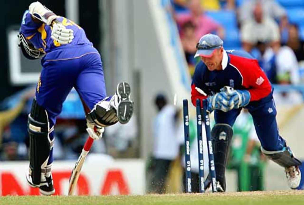 Paul Nixon completes the run out of Dilhara Fernando, England v Sri Lanka, Super Eights, Antigua, April 4, 2007