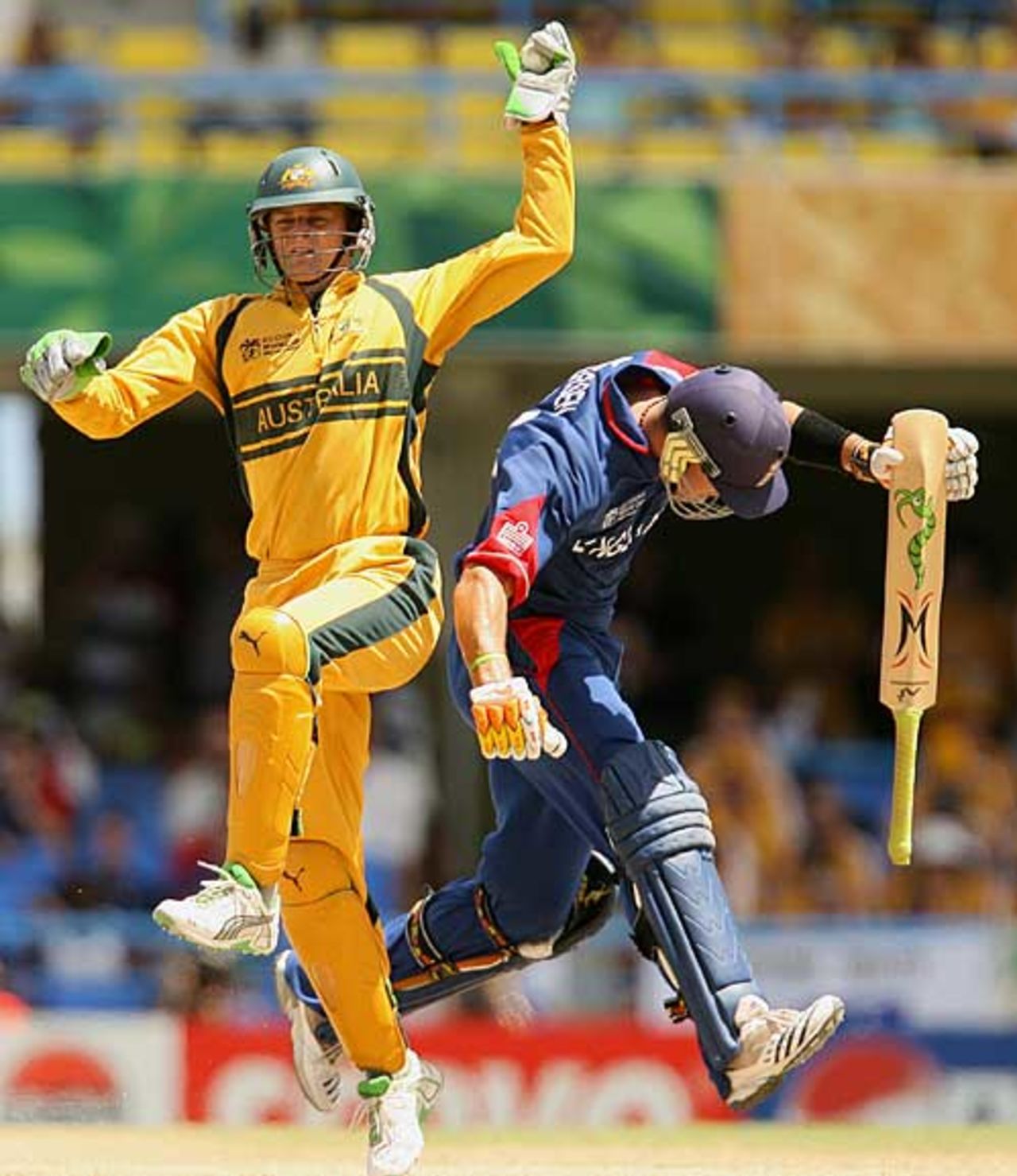 Kevin Pietersen collides with Adam Gilchrist, Australia v England, Super Eights, Antigua, April 8, 2007