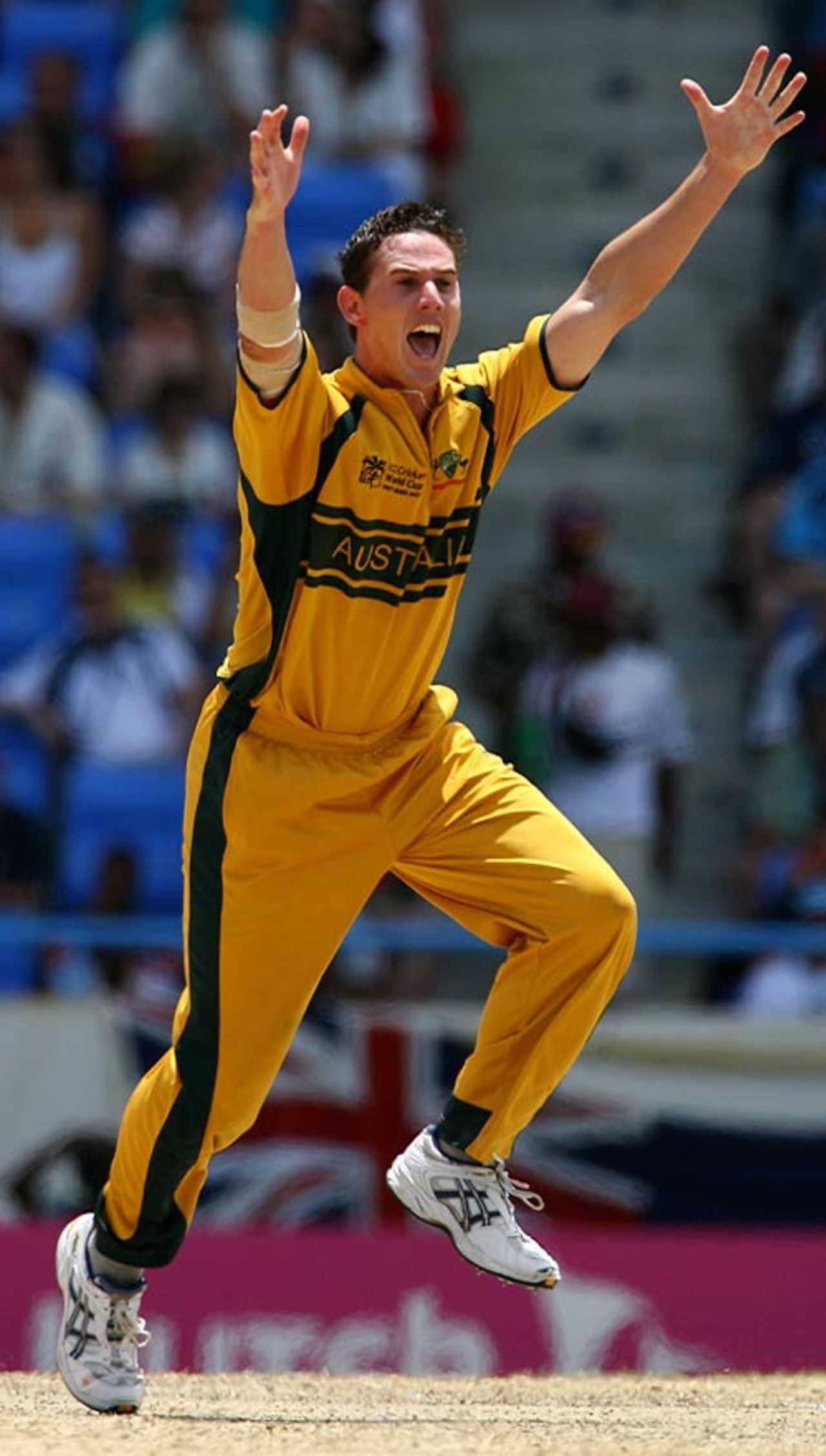 Shaun Tait appeals for a wicket, Australia v England, Super Eights, Antigua, April 8, 2007