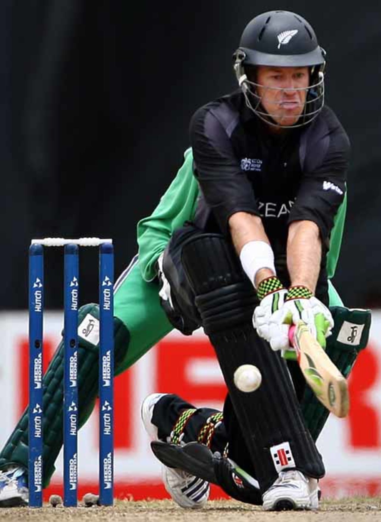 Jacob Oram attempts to reverse sweep, Ireland v New Zealand, Super Eights, Guyana, April 9, 2007 