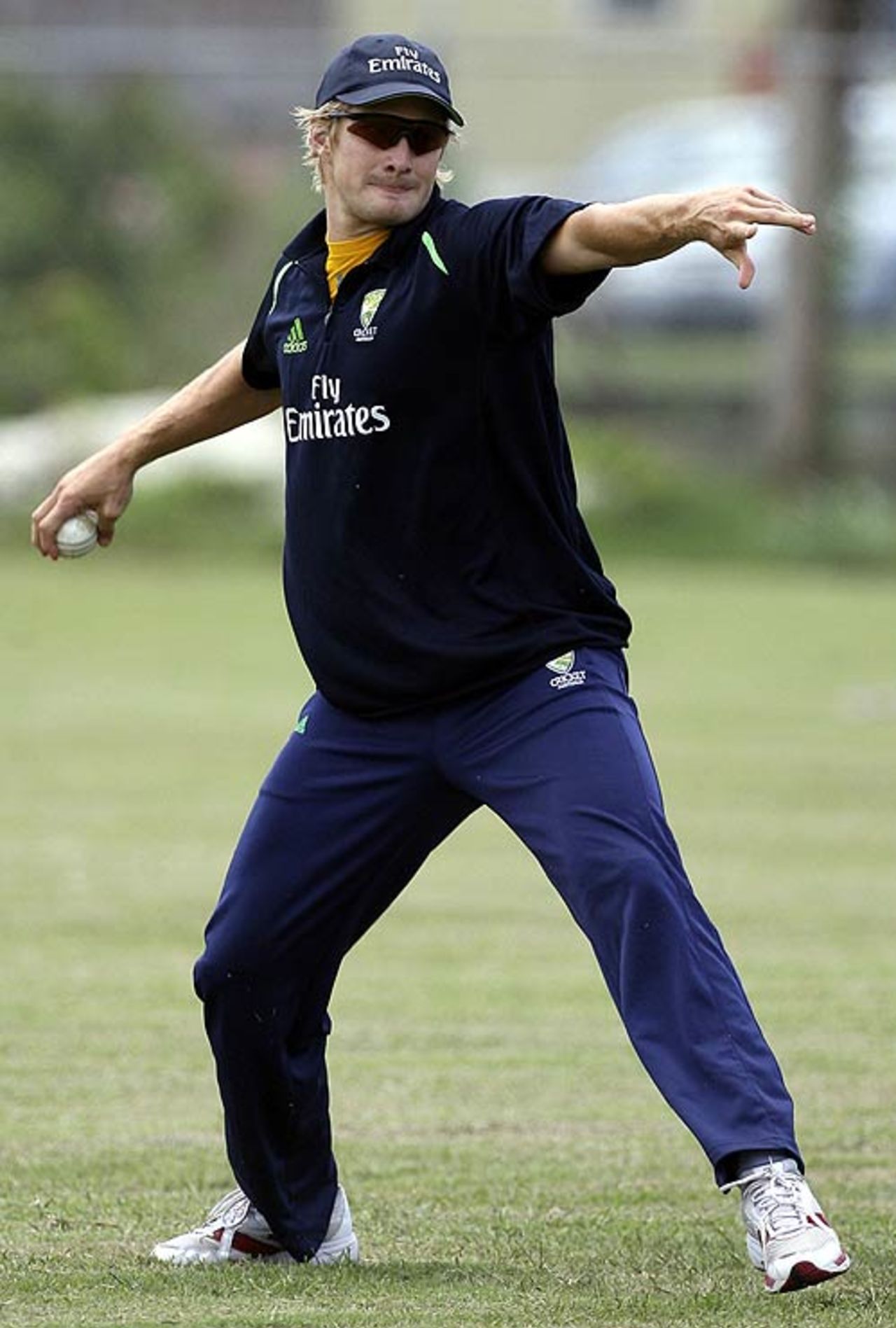 The injured Shane Watson does some fielding practice, Bridgetown, Barbados, April 11, 2007
