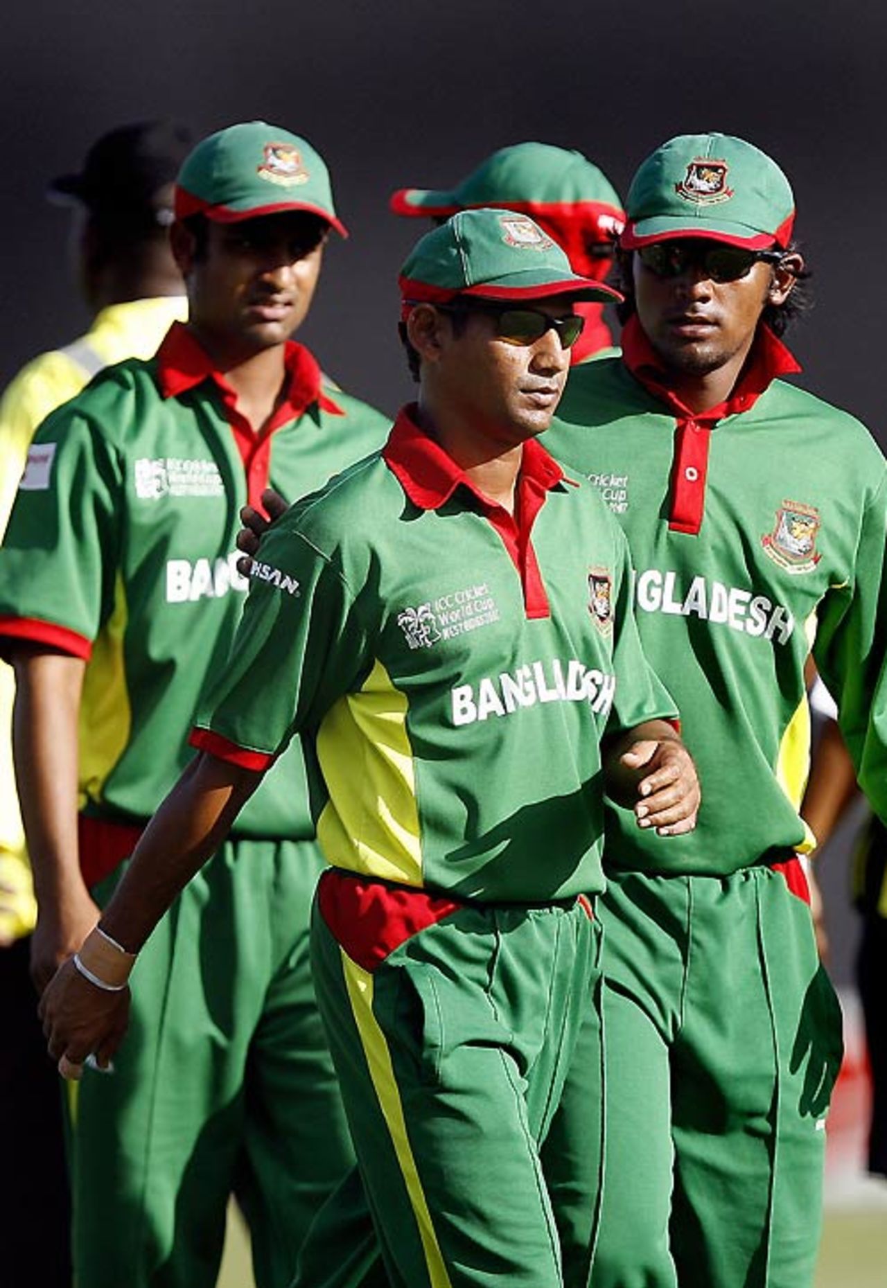 Habibul Bashar leads his team off after running England close, Bangladesh v England, Super Eights, Barbados, April 11, 2007