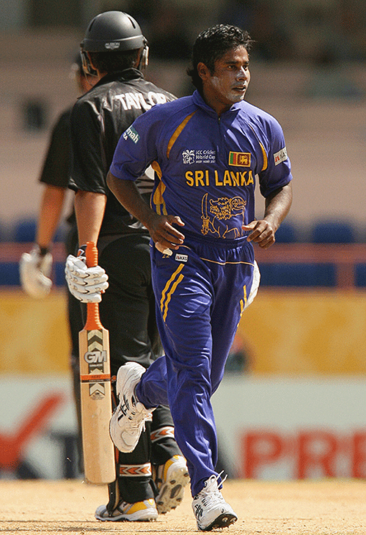 Chaminda Vaas reduced New Zealand to 4 for 2 in the first three overs, New Zealand v Sri Lanka, Super Eights, Grenada, April 12, 2007