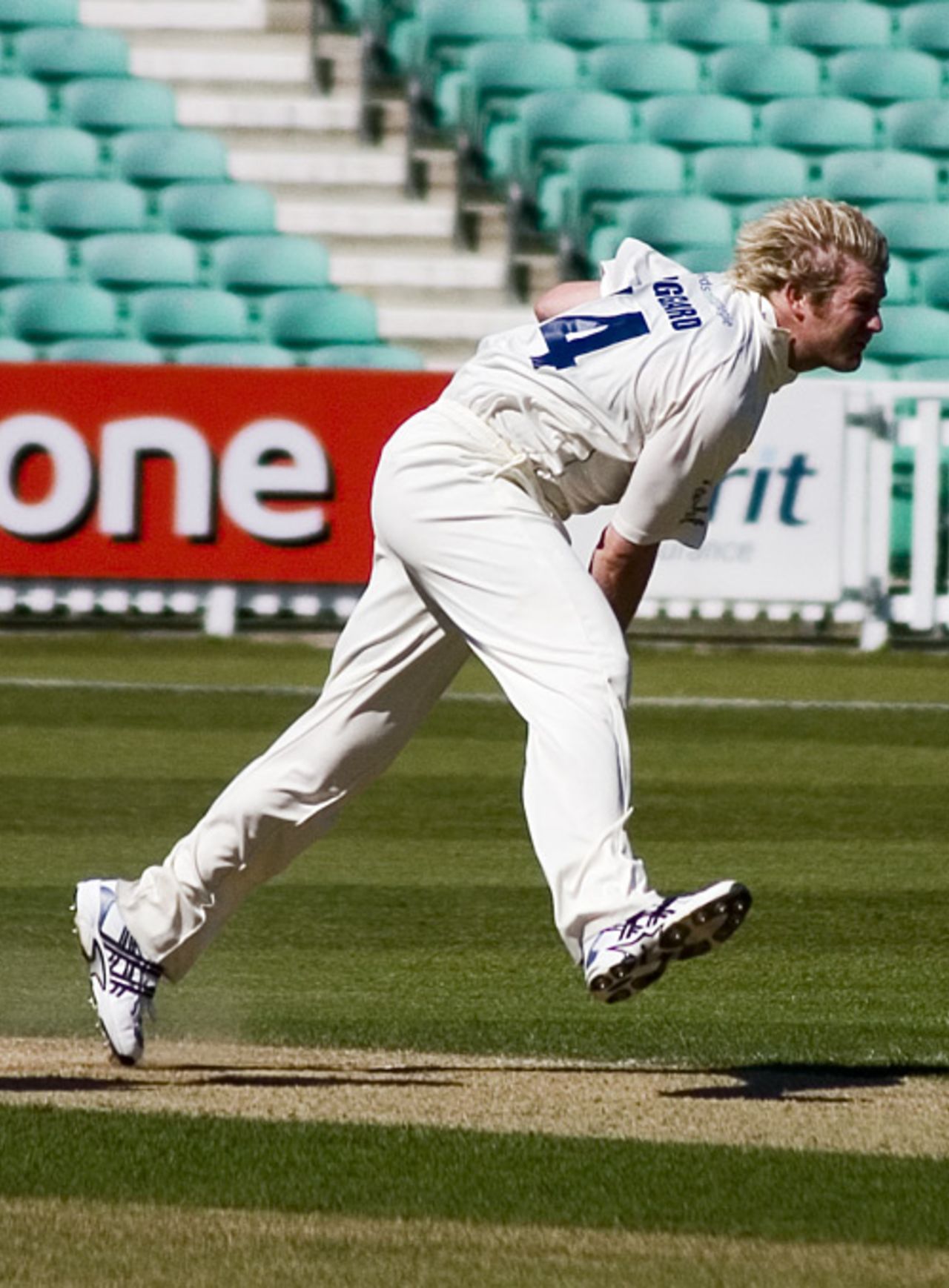 Matthew Hoggard lets fly for Yorkshire, Surrey v Yorkshire, County Championship Division One, The Oval, April 19, 2007
