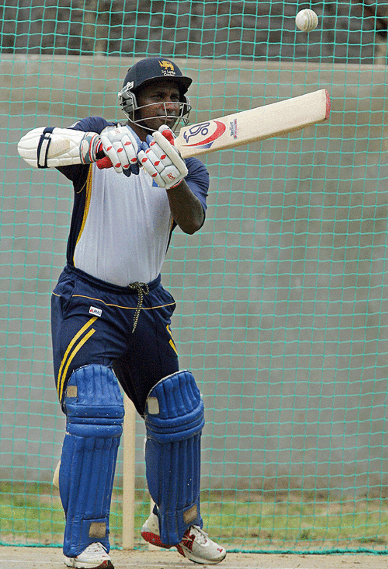 Sanath Jayasuriya gets batting practice, Sabina Park, Jamaica, April 23, 2007