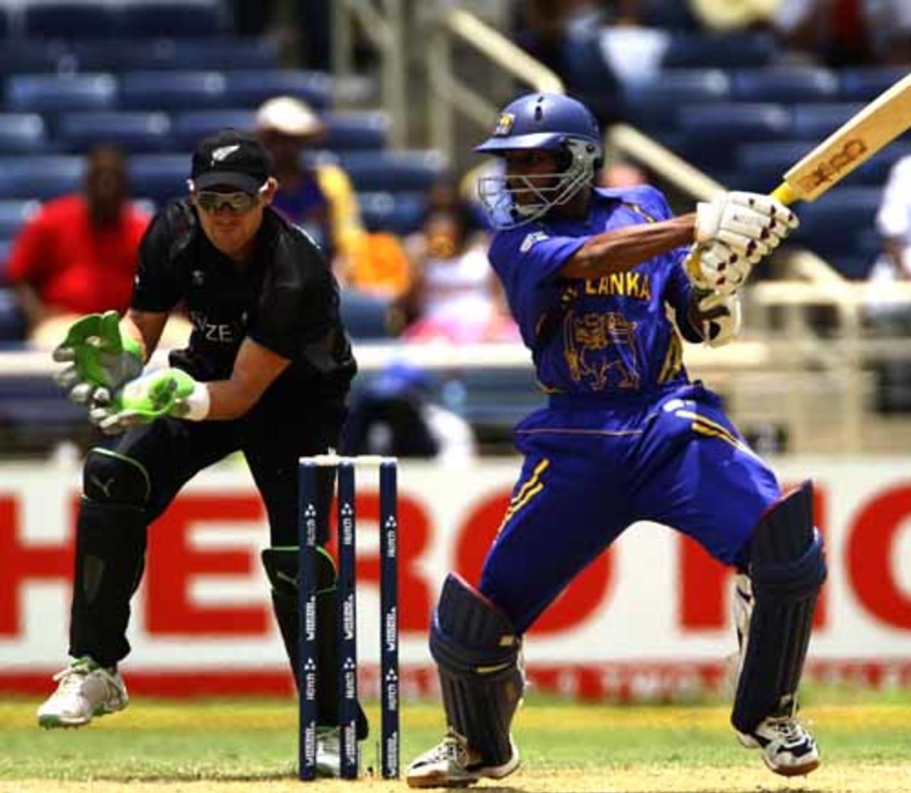 Tillakaratne Dilshan slashes one to point boundary, New Zealand v Sri Lanka, 1st semi-final, Jamaica, April 24, 2007