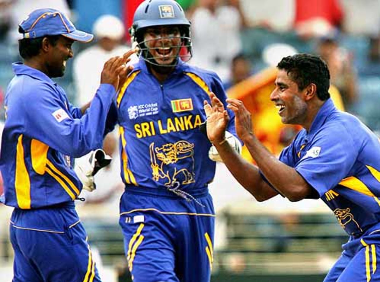 Chaminda Vaas celebrates the wicket of Ross Taylor, New Zealand v Sri Lanka, 1st semi-final, Jamaica, April 24, 2007