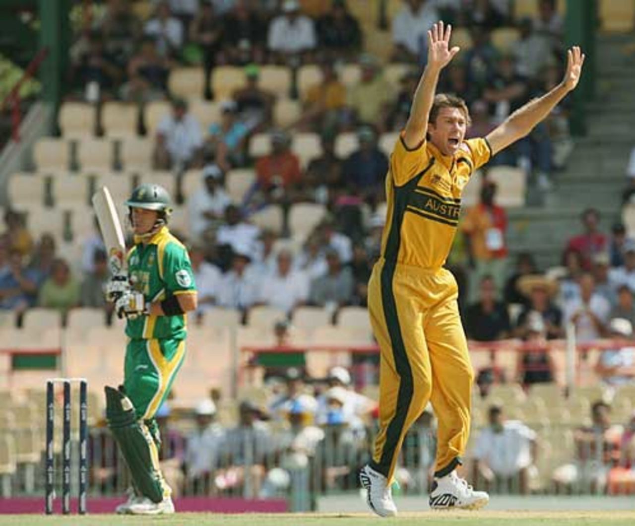 Glenn McGrath lets out an early appeal against AB de Villiers, Australia v South Africa, 2nd semi-final, St Lucia, April 25, 2007