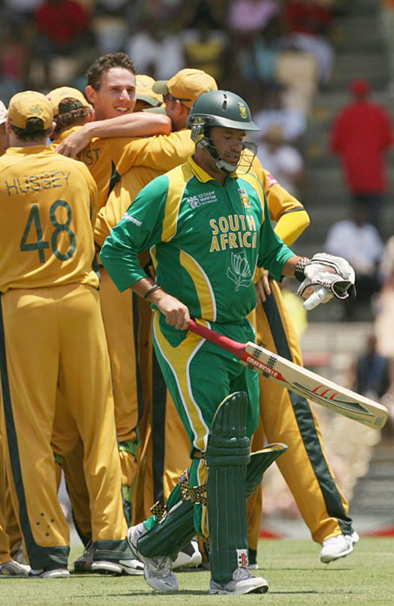 Andrew Hall walks off as South Africa collapsed, Australia v South Africa, 2nd semi-final, St Lucia, April 25, 2007