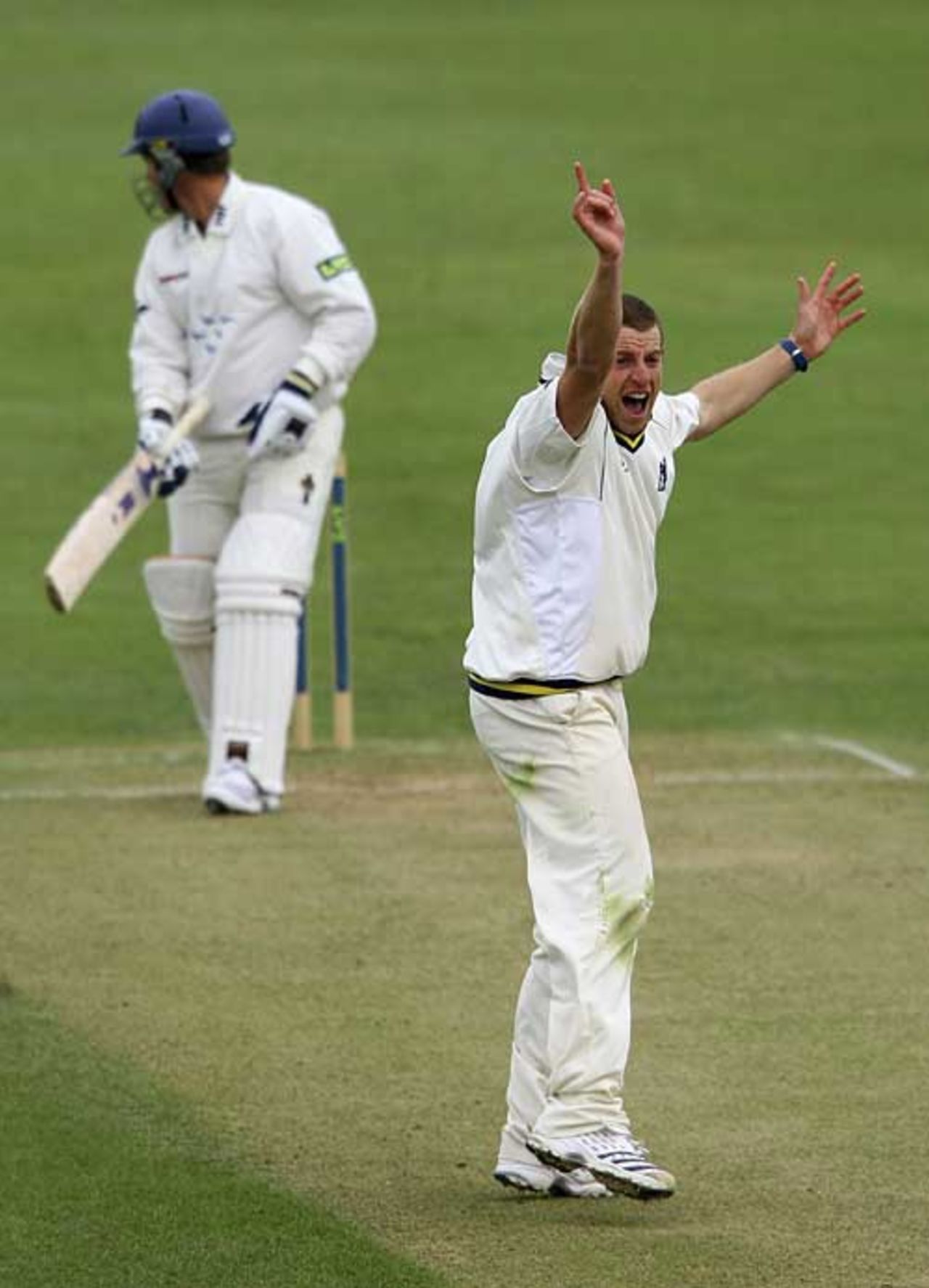 James Anyon traps Murray Goodwin lbw as Sussex slide towards defeat, Warwickshire v Sussex, County Championship, Division One, Edgbaston, April 27, 2007