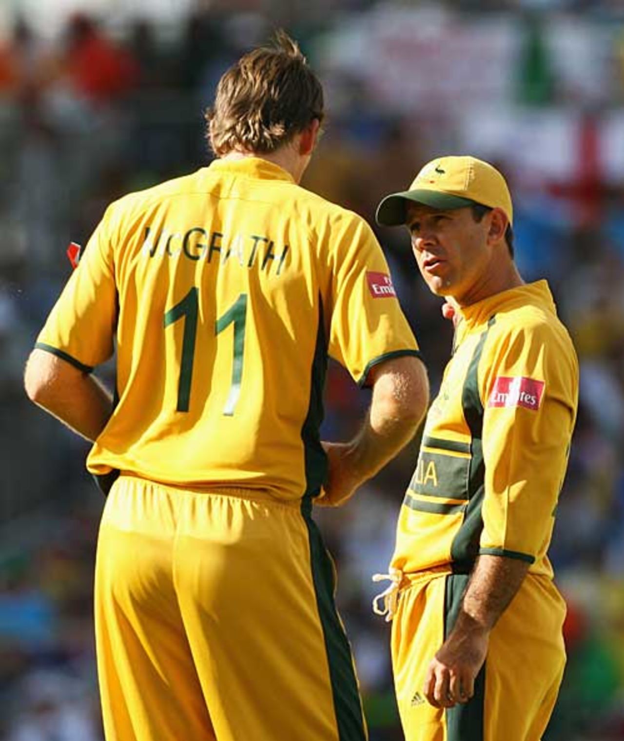 Ricky Ponting talks to Glenn McGrath as the paceman begins his final innings in international cricket, Australia v Sri Lanka, World Cup final, Barbados, April 28, 2007