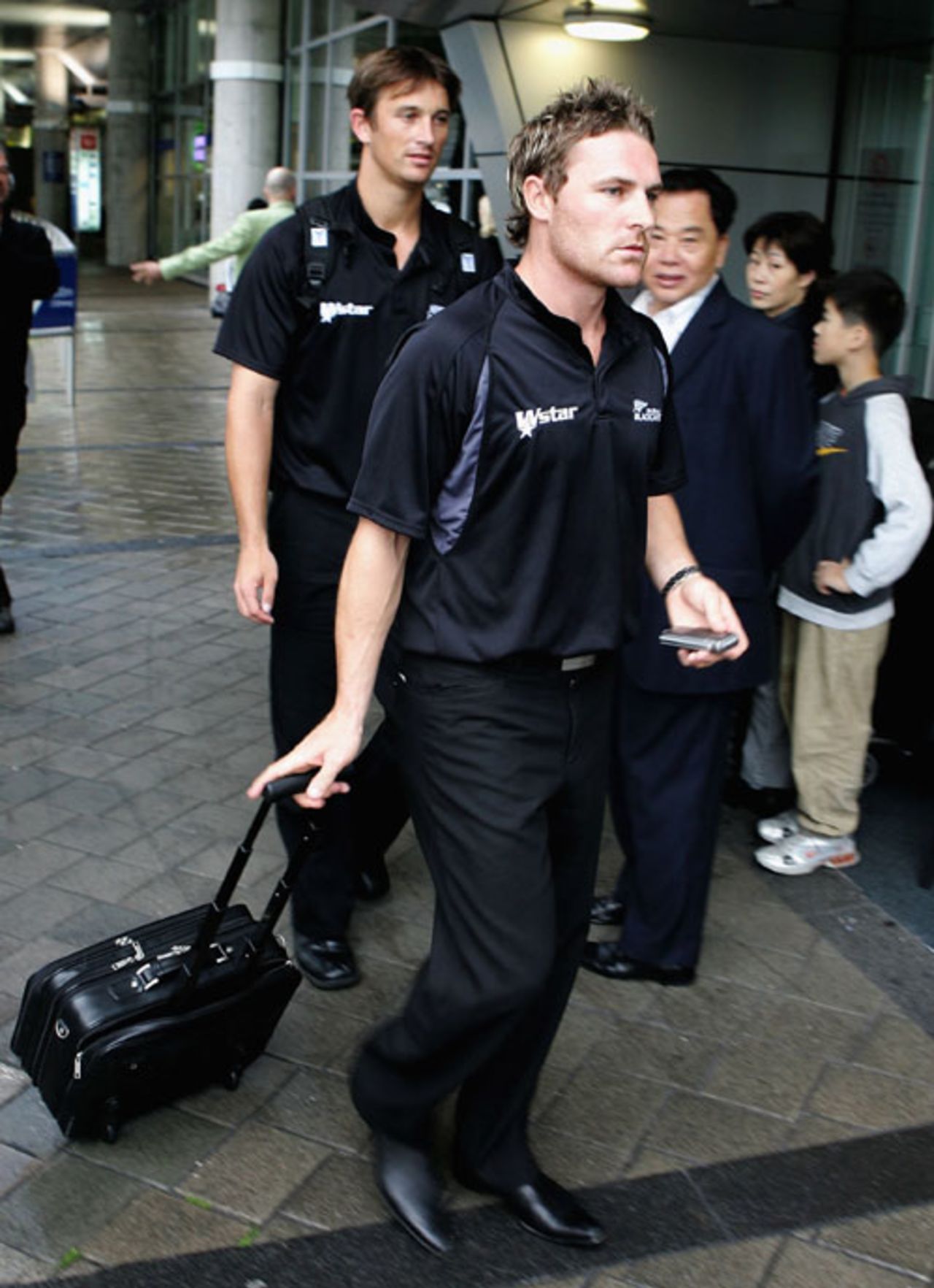 Brendon McCullum and Shane Bond return home from the World Cup, Christchurch, April 30, 2007
