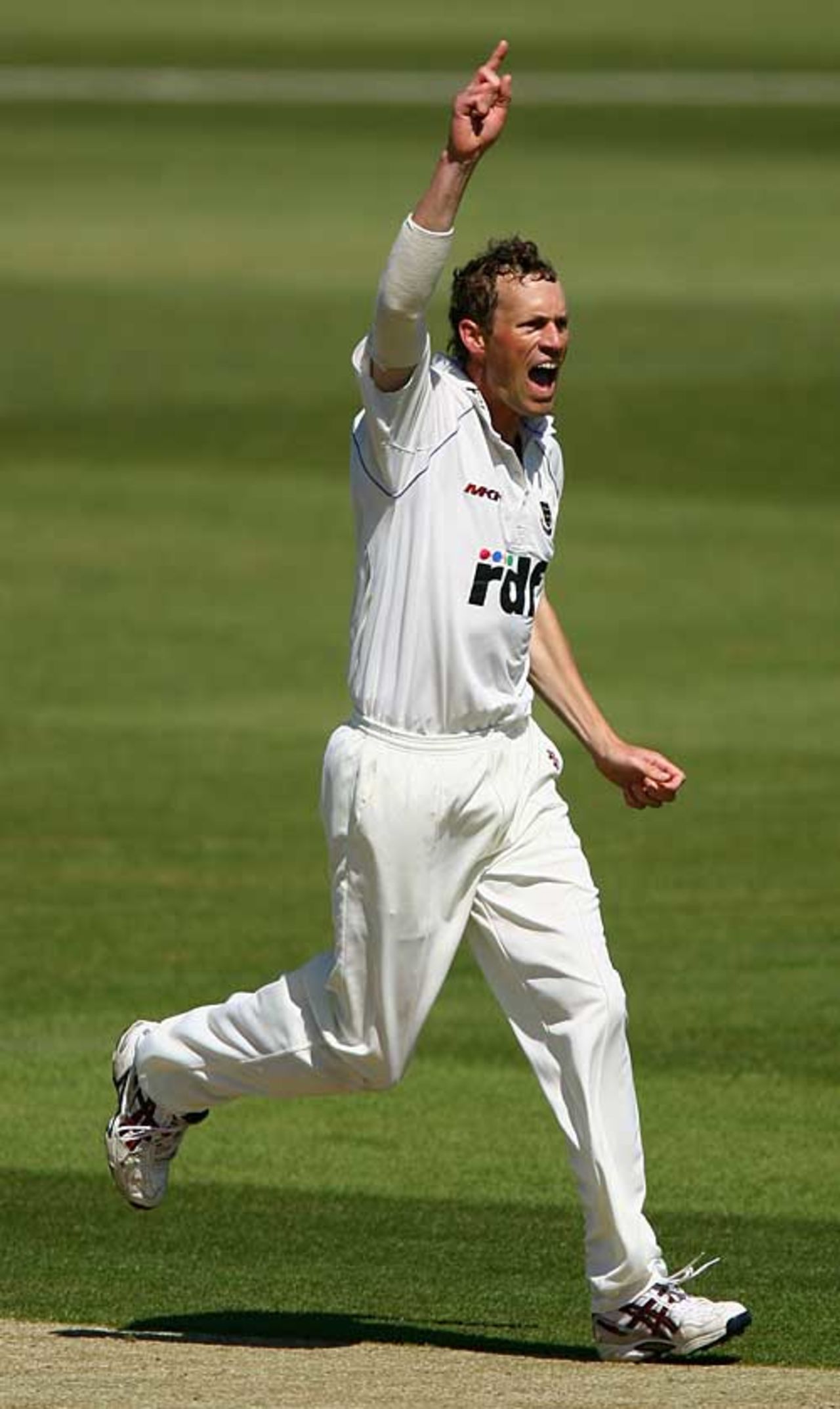 Robin Martin-Jenkins claimed the key wicket of Martin van Jaarsveld, Kent v Sussex, County Championship, Division One, Canterbury, May 2, 2007