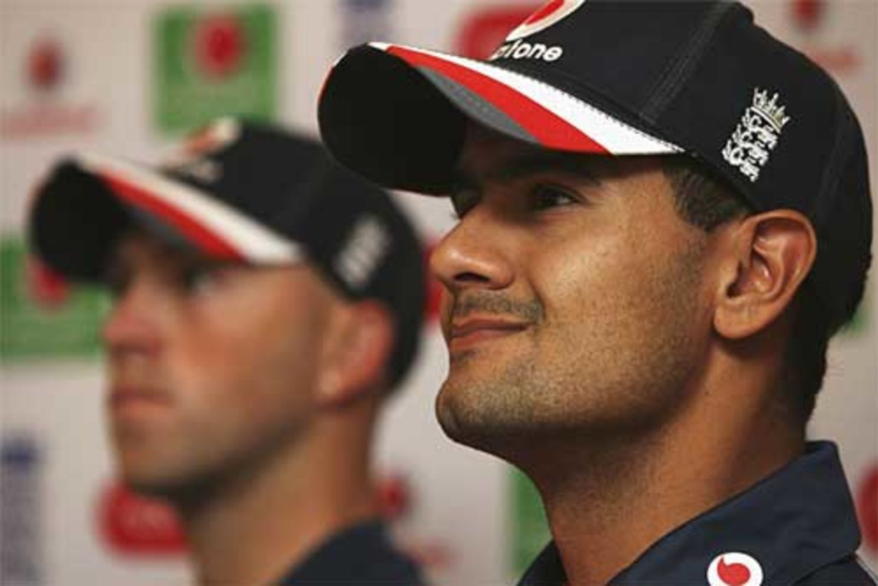 Owais Shah and Matt Prior face the media, May 15, 2007