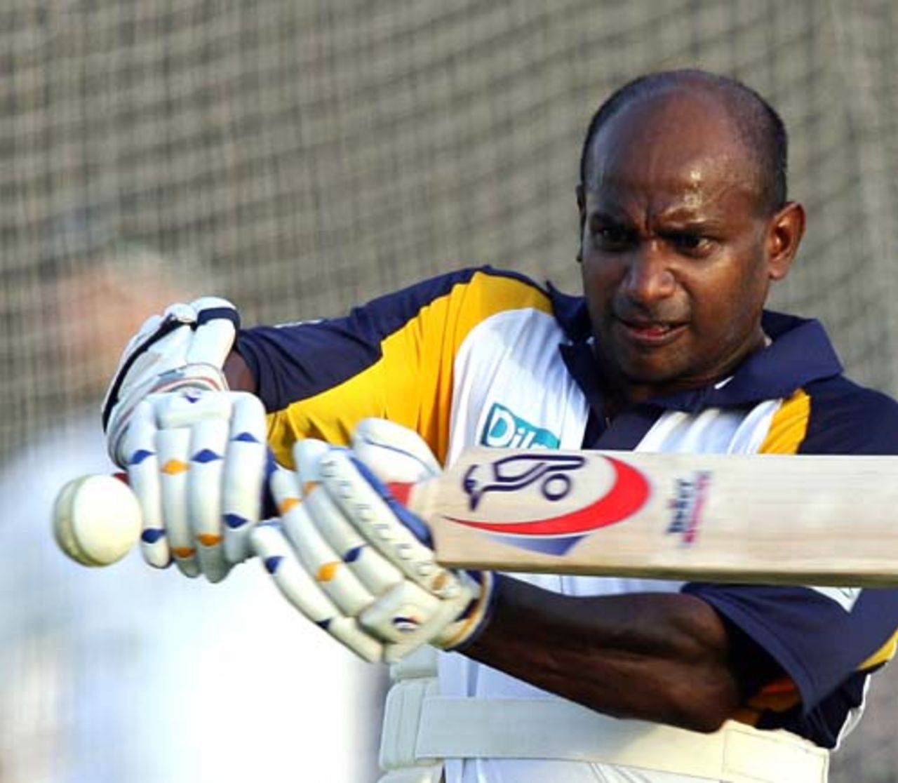 Sanath Jayasuriya bats at the Sheikh Zayed Cricket Stadium nets, Abu Dhabi, May 18, 2007