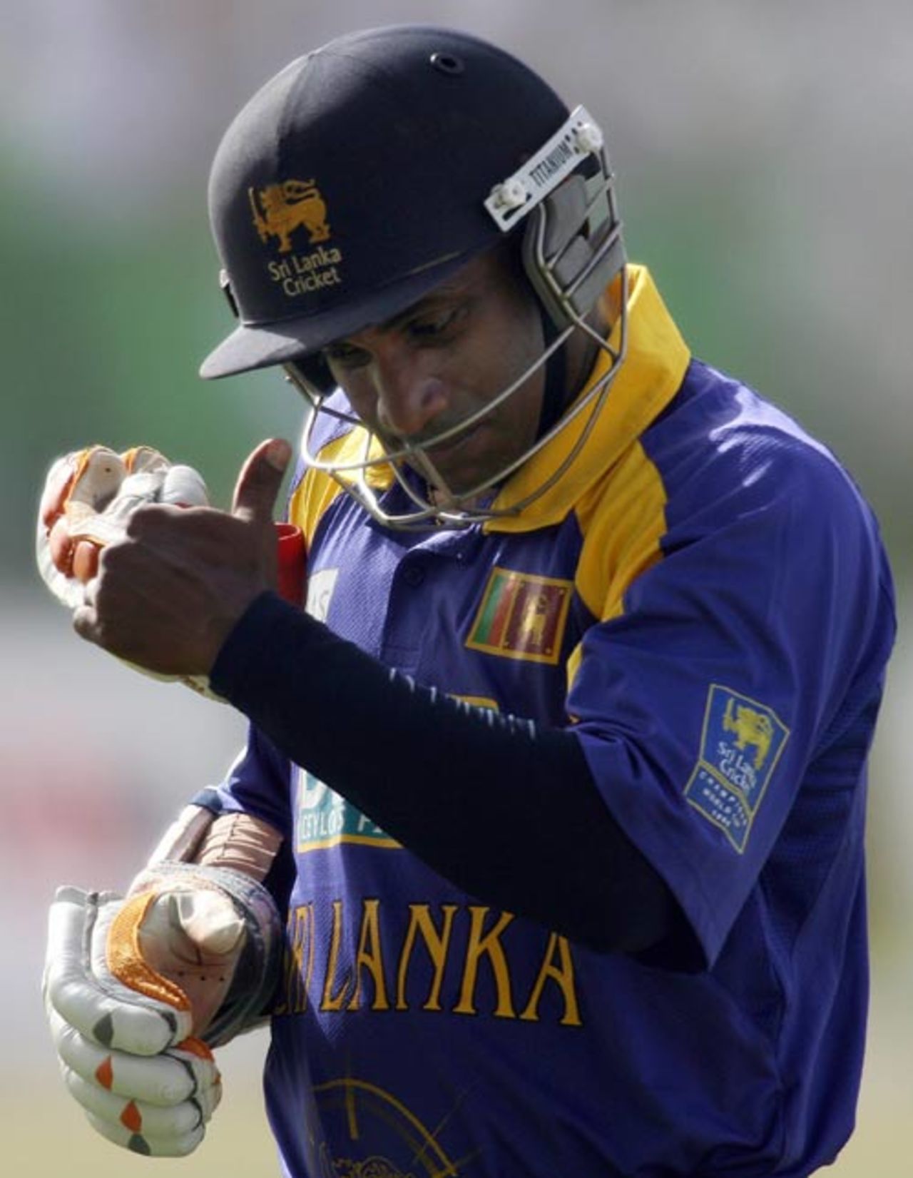 Sanath Jayasuriya trudges back after being dismissed for 1, Pakistan v Sri Lanka, 1st ODI, Abu Dhabi, May 18, 2007