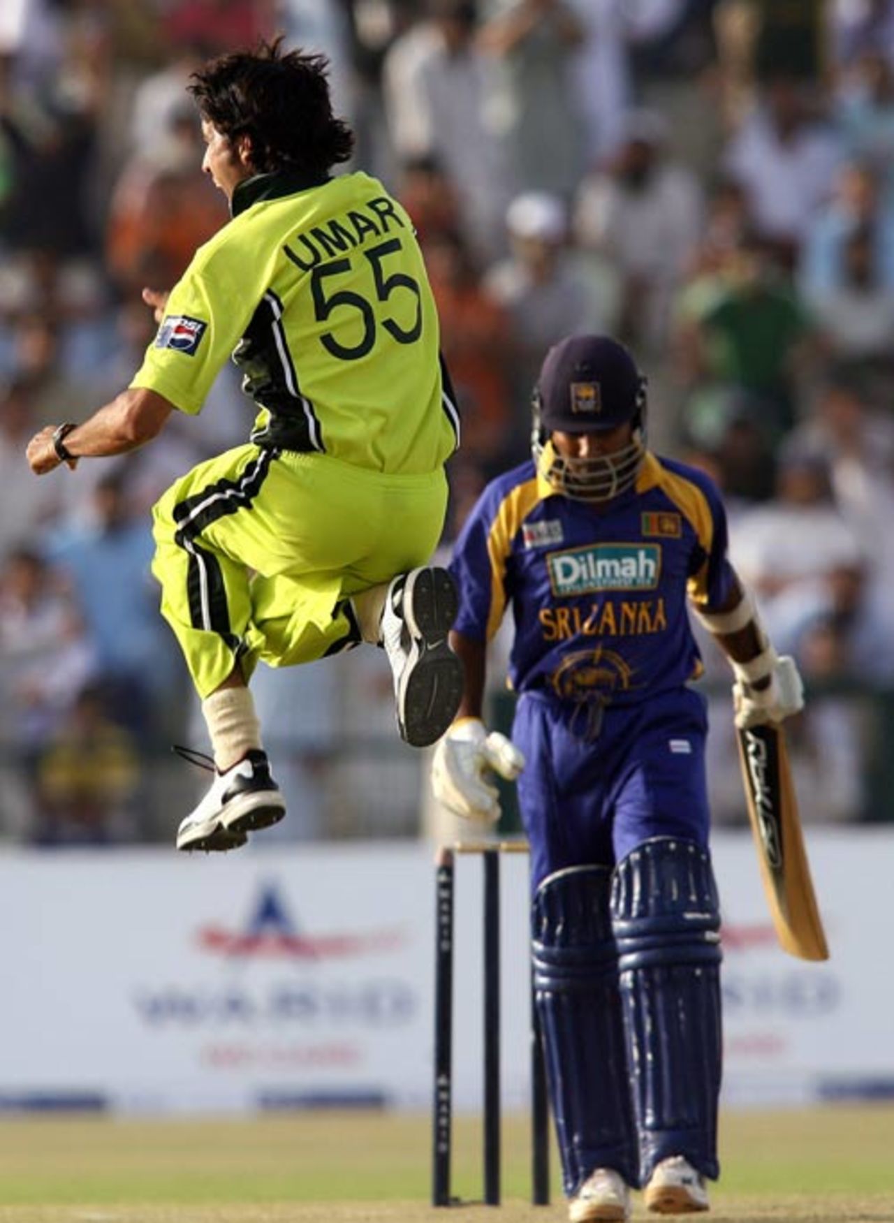 Umar Gul is delighted after dismissing Mahela Jayawardene, Pakistan v Sri Lanka, 1st ODI, Abu Dhabi, May 18, 2007