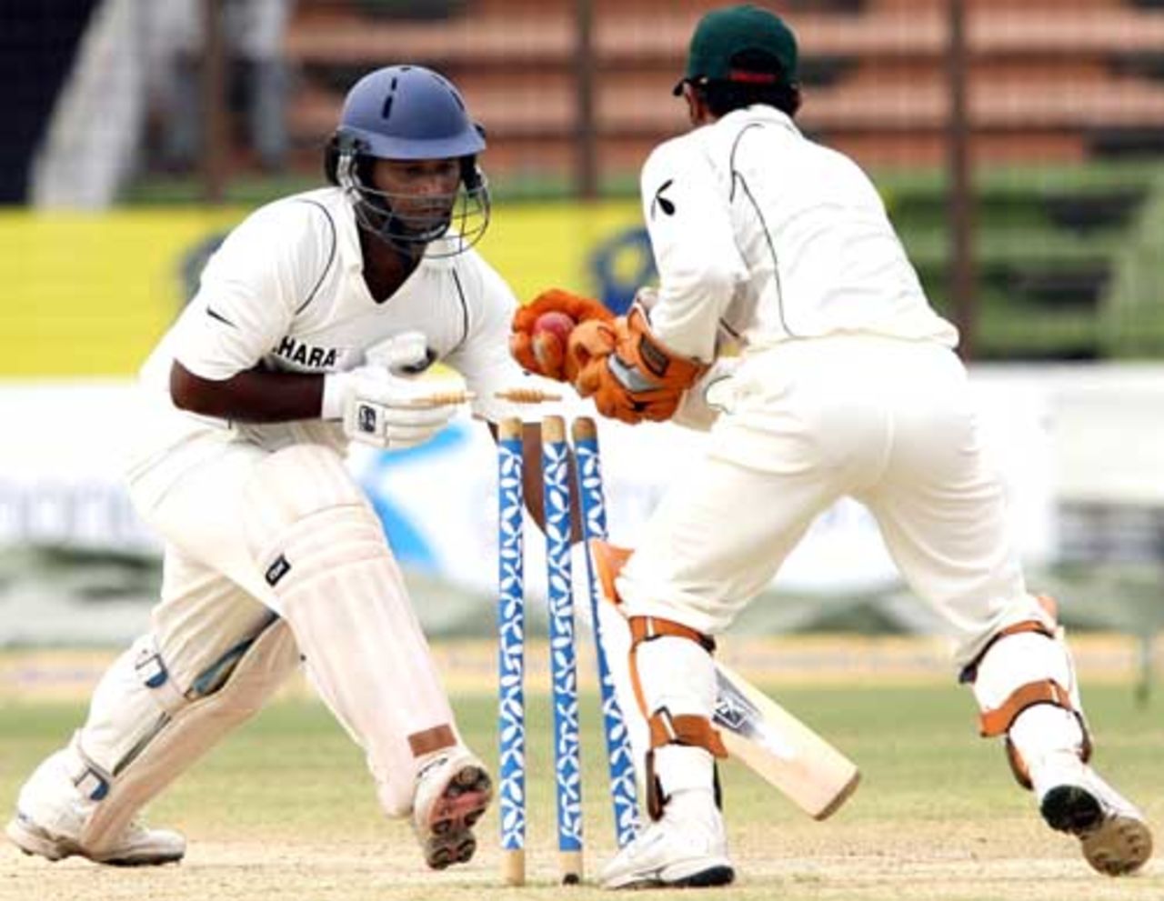 Khaled Mashud stumps  Ramesh Powar,  Bangladesh v India, 1st Test, Chittagong, 5th day 