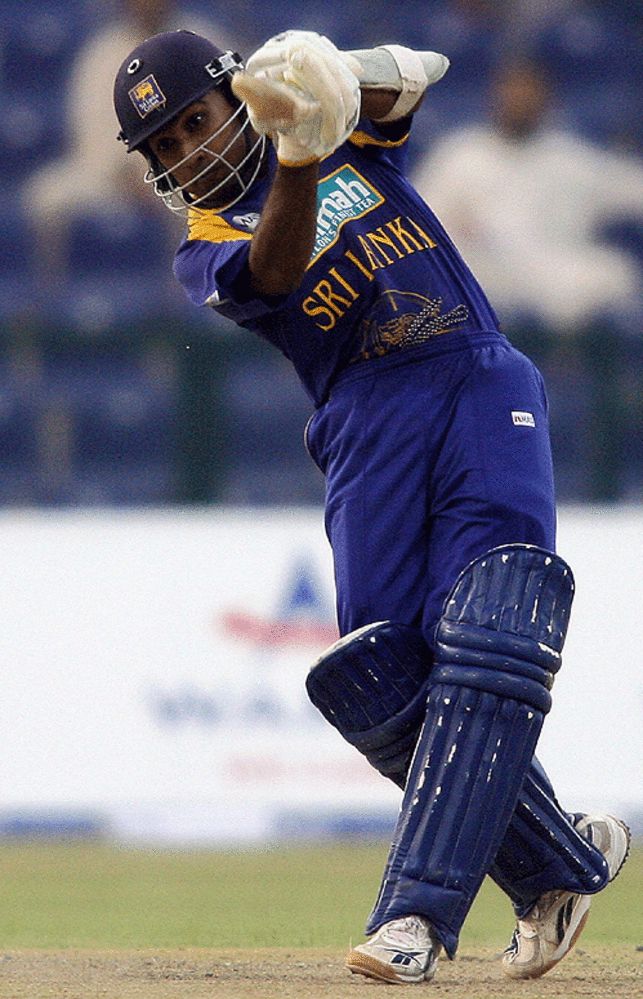 Mahela Jayawardene hits out during his classy 83, Pakistan v Sri Lanka, 3rd ODI, Abu Dhabi, May 22, 2007
