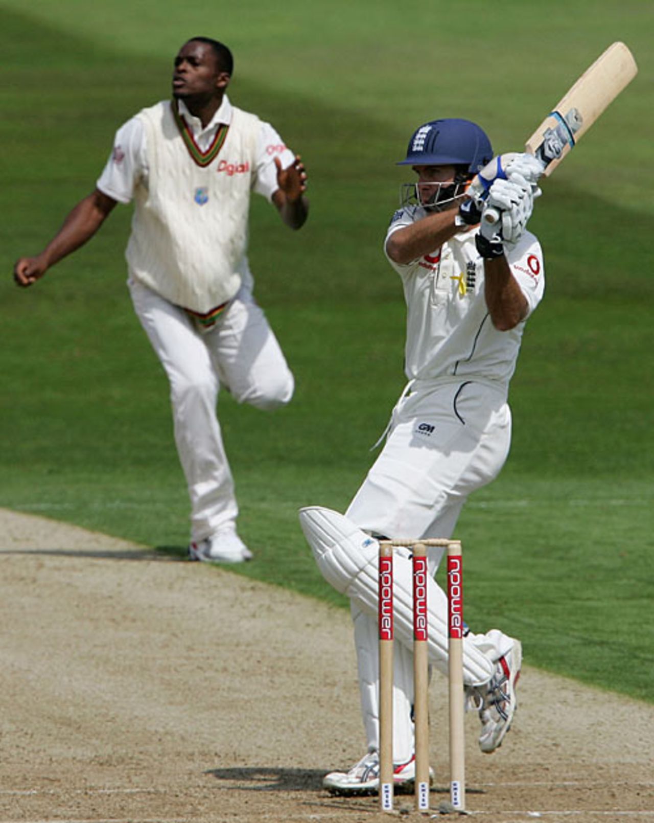Michael Vaughan pulls Daren Powell down to fine leg, England v West Indies, 2nd Test, Headingley, May 25, 2007