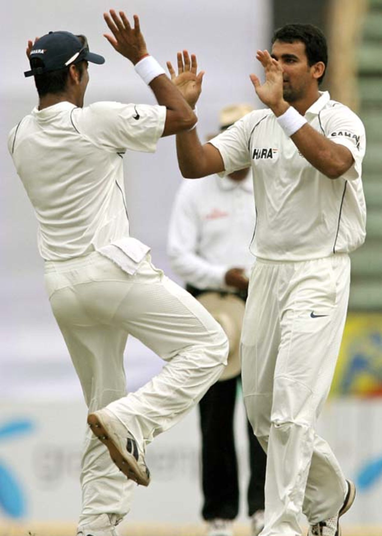 RP Singh congratulates Zaheer Khan for the wicket of  Shakib Al Hasan, Bangladesh v India, 2nd Test, Mirpur, 3dd day, May 27, 2007