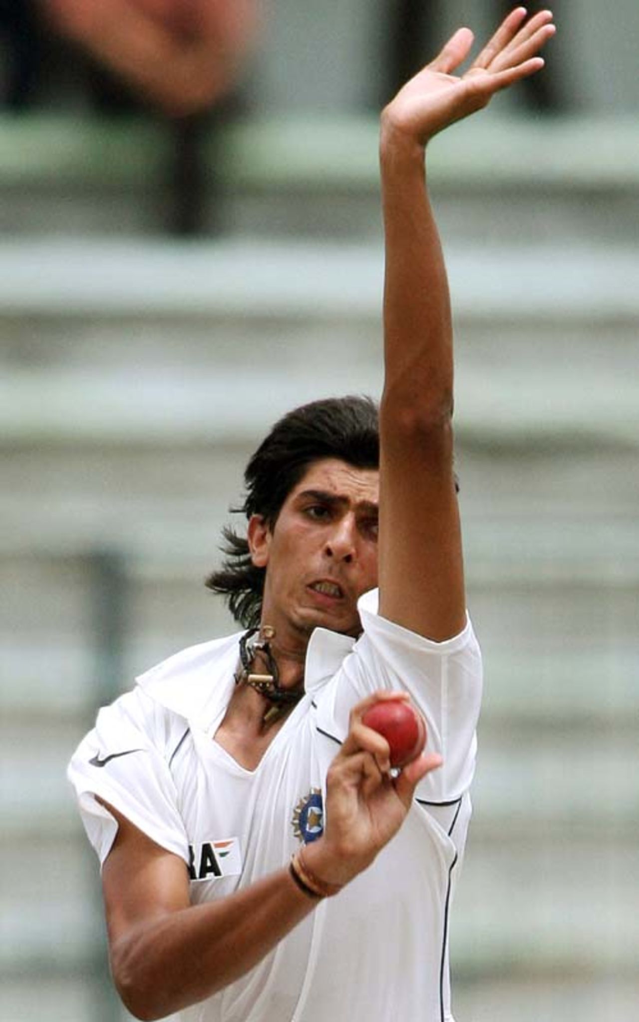Test debutant Ishant Sharma about to deliver the ball, Bangladesh v India, 2nd Test, 3rd day, Mirpur, May 27, 2007