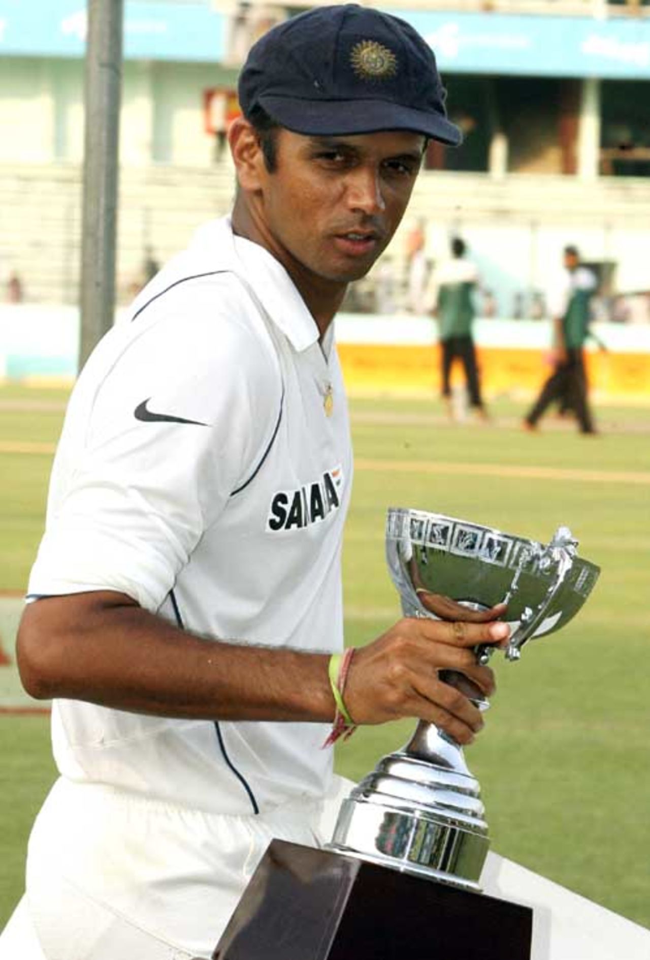 Rahul Dravid holds the winner's trophy of the India-Bangladesh Test series, Bangladesh v India, 2nd Test, 3rd day, Mirpur, May 27, 2007