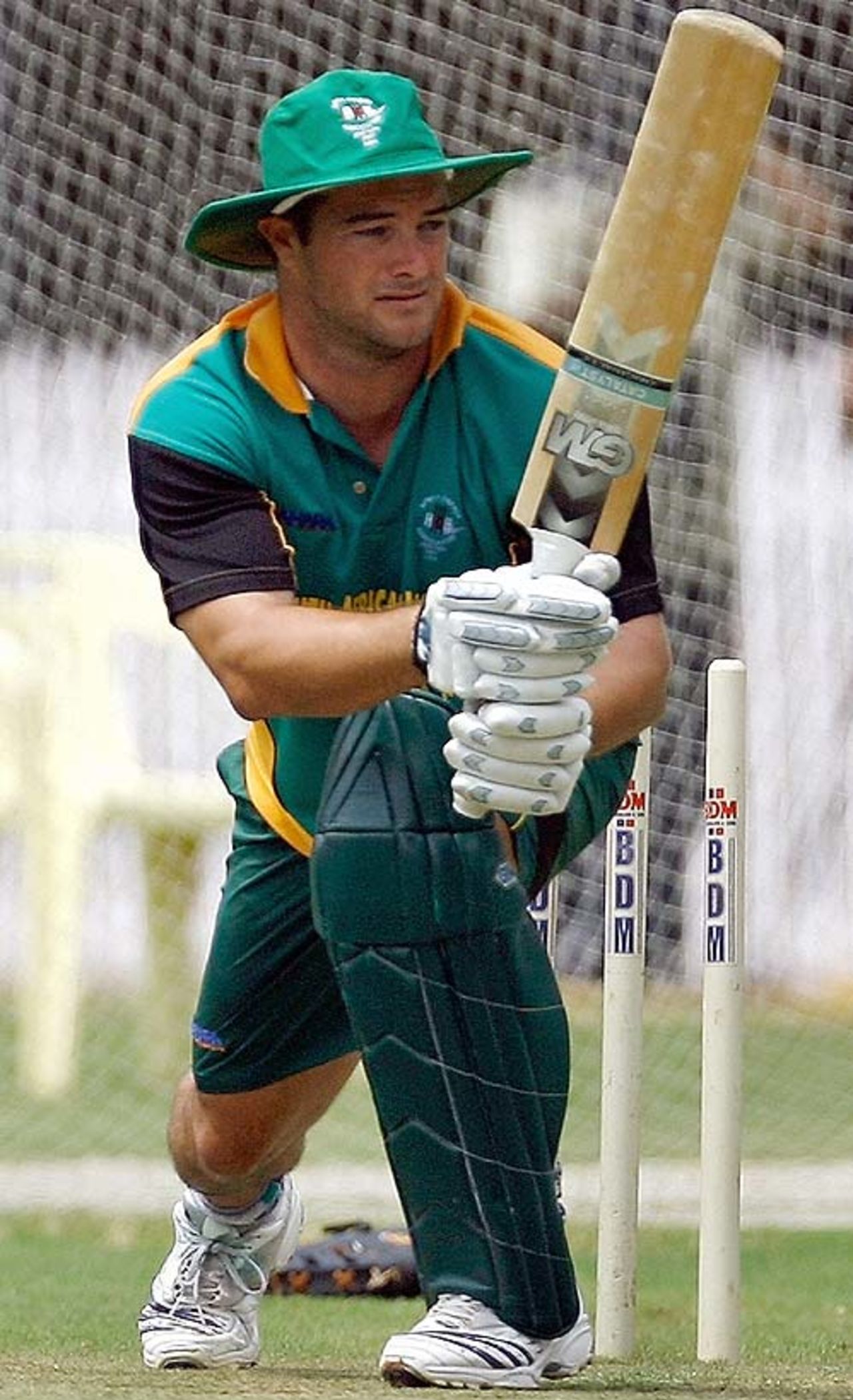 Africa's Mark Boucher has a hit in the nets a day ahead of the second ODI of the Afro-Asia Cup, Chennai, June 8, 2007