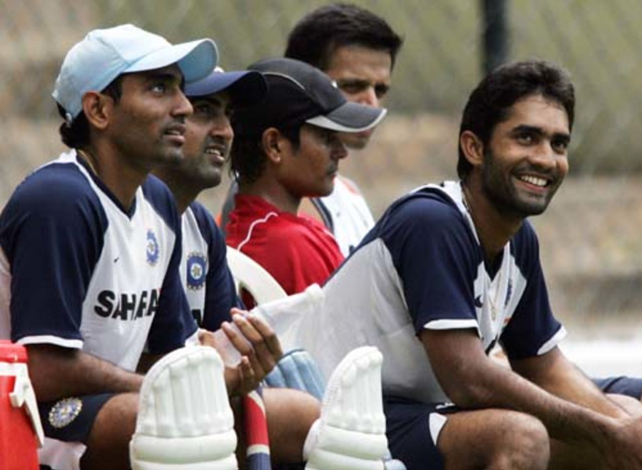 Robin Uthappa, Gautam Gambhir, S.Badrinaath, captain Rahul Dravid and Dinesh Karthik enjoy a light moment during the second day of the Batsmen's camp at the Chinnaswami Stadium, Bangalore, June 10, 2007 