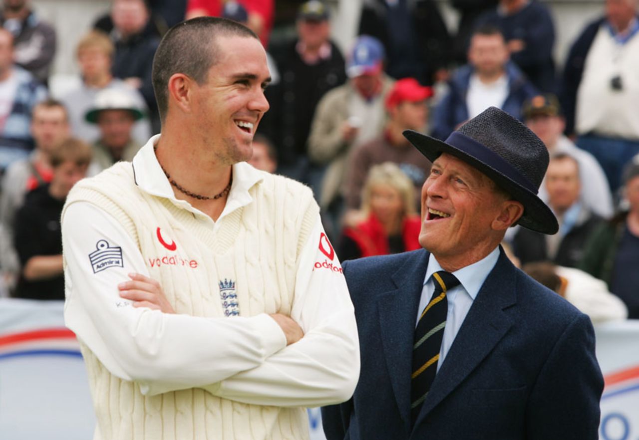 Kevin Pietersen and Geoffrey Boycott have a laugh during the post-match presentation, England v West Indies, 4th Test, Riverside, 5th Day, June 19, 2007