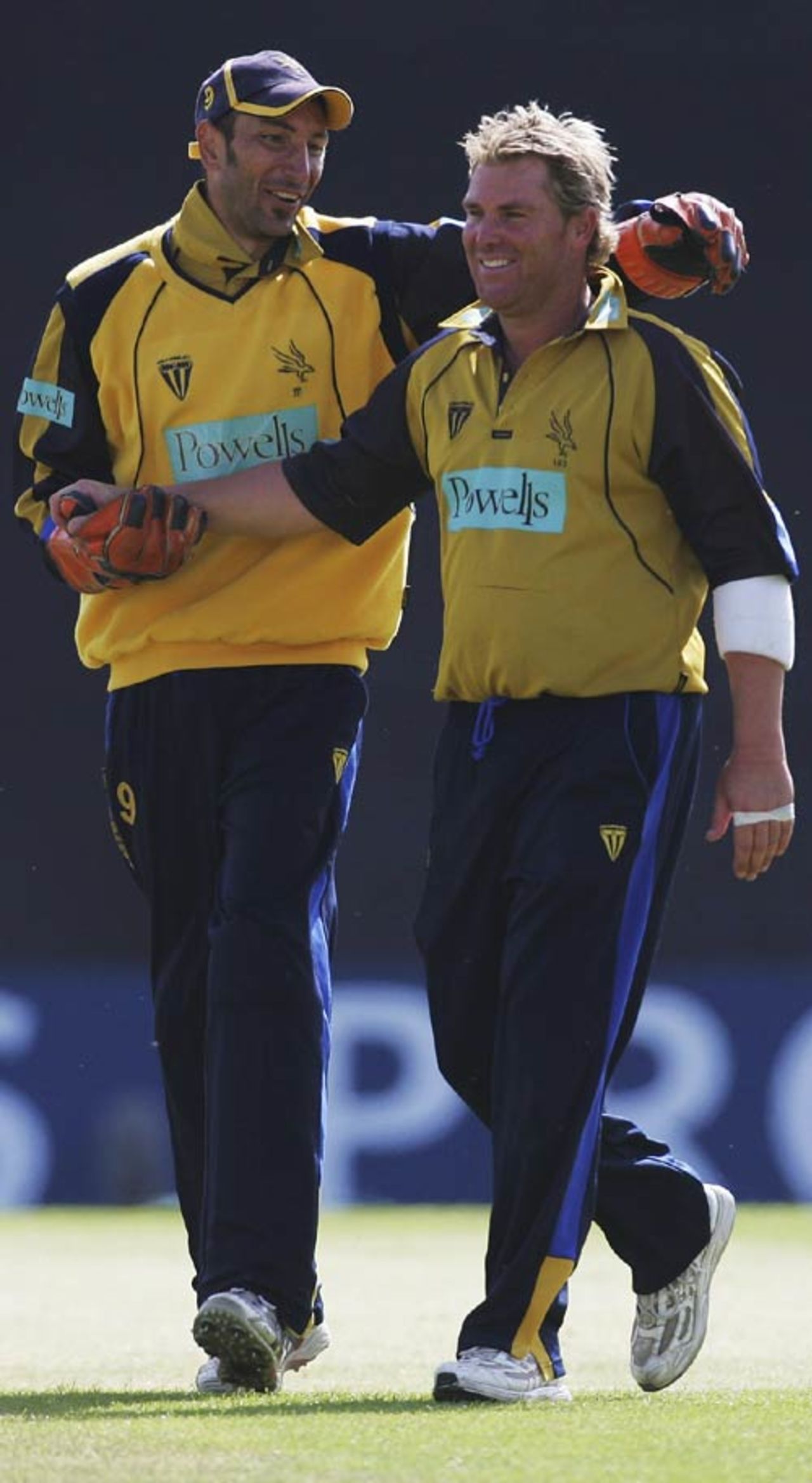 Shane Warne celebrates a wicket, Hampshire v Warwickshire, Friends Provident Trophy semi-final, Southampton, June 20, 2007