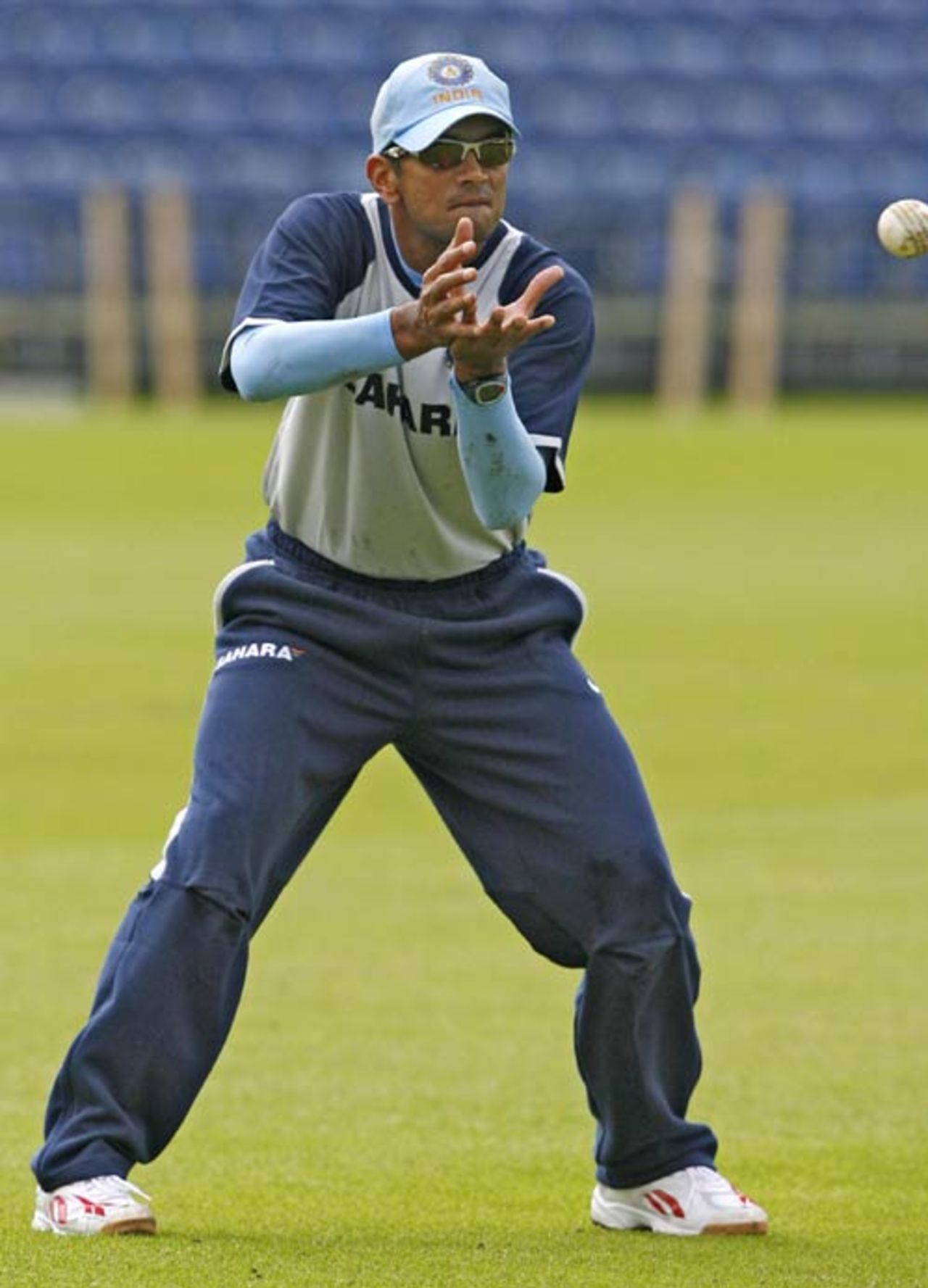Rahul Dravid takes catches during a training session, Belfast, June 21, 2007