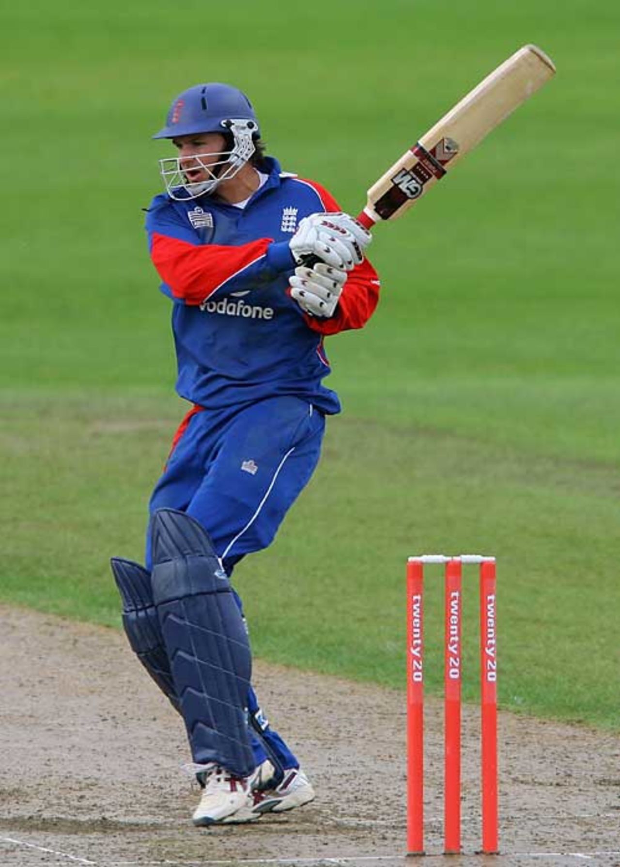 Alex Gidman pulls during his 34, England Lions v West Indians, New Road, June 21, 2007