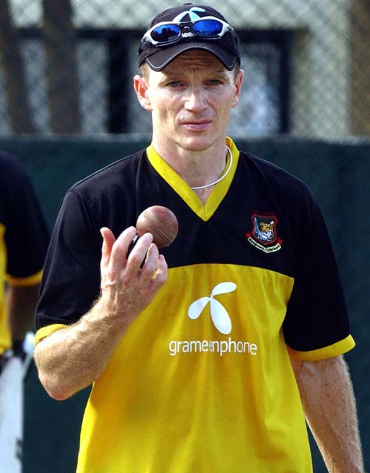 Bangladesh coach Shaun Williams prepares to deliver a ball during a net practice session at the Sinhalese Sports Club, Colombo, June 24, 2007