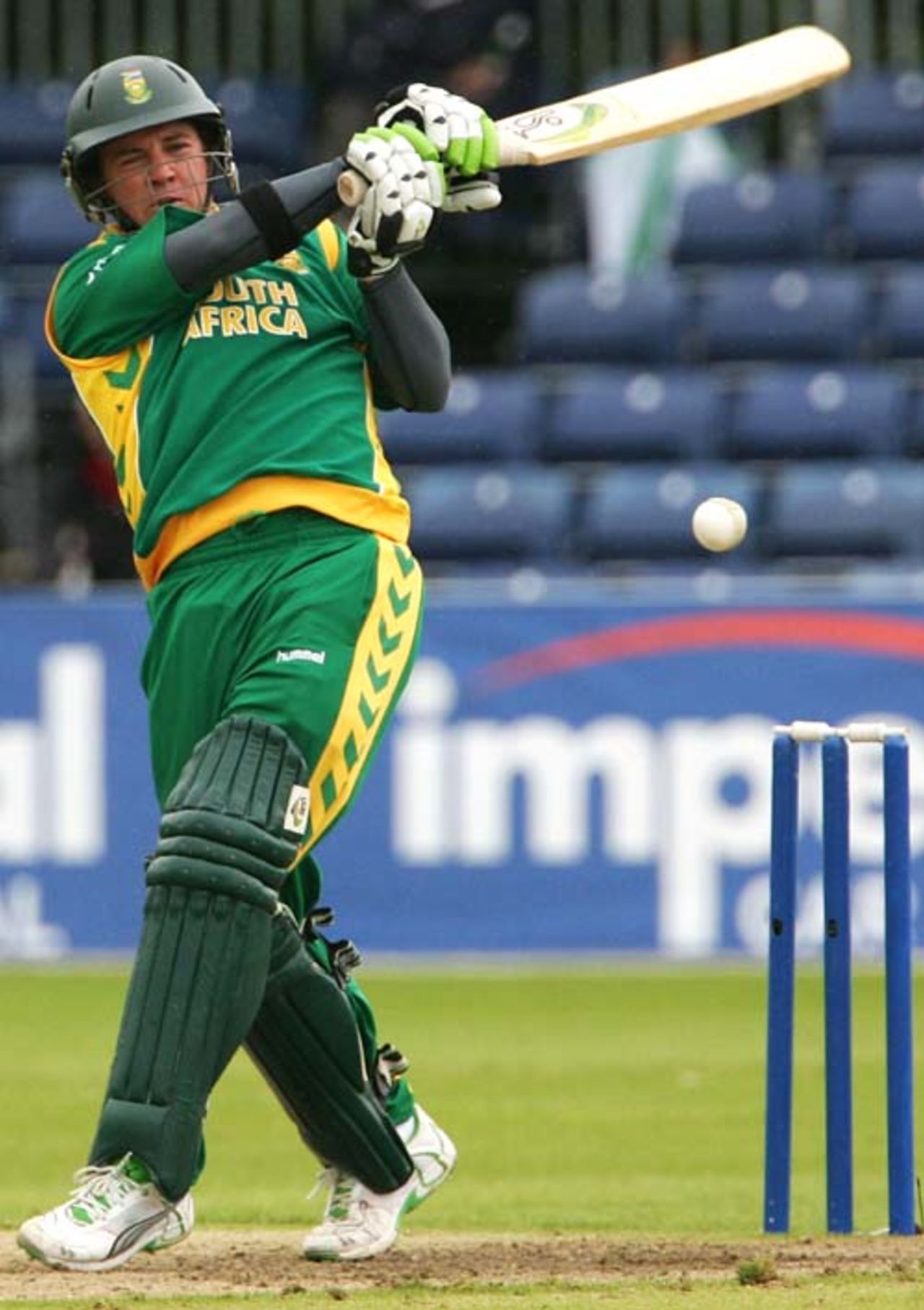 AB de Villiers was at his attacking best as South Africa were off to a quick start, Ireland v South Africa, Belfast, One-off ODI, June 24, 2007