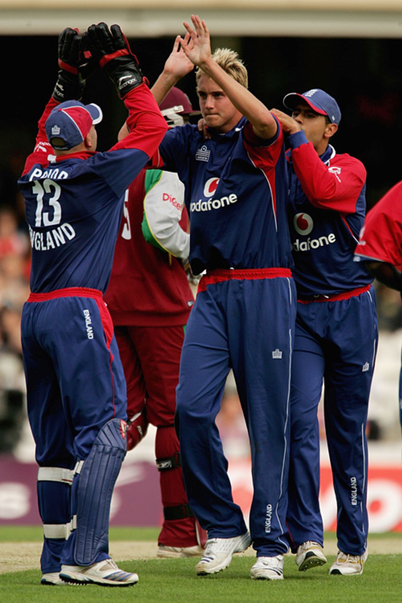 Stuart Broad is congratulated on a wicket, England v West Indies, Twenty20, The Oval, June 29, 2007