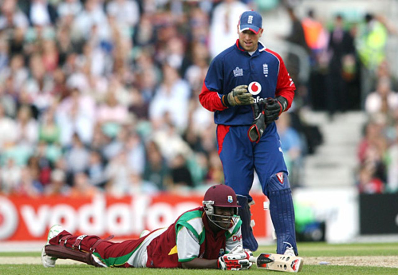 Matt Prior looks and laughs at a grounded Darren Sammy, England v West Indies, Twenty20, The Oval, June 29, 2007