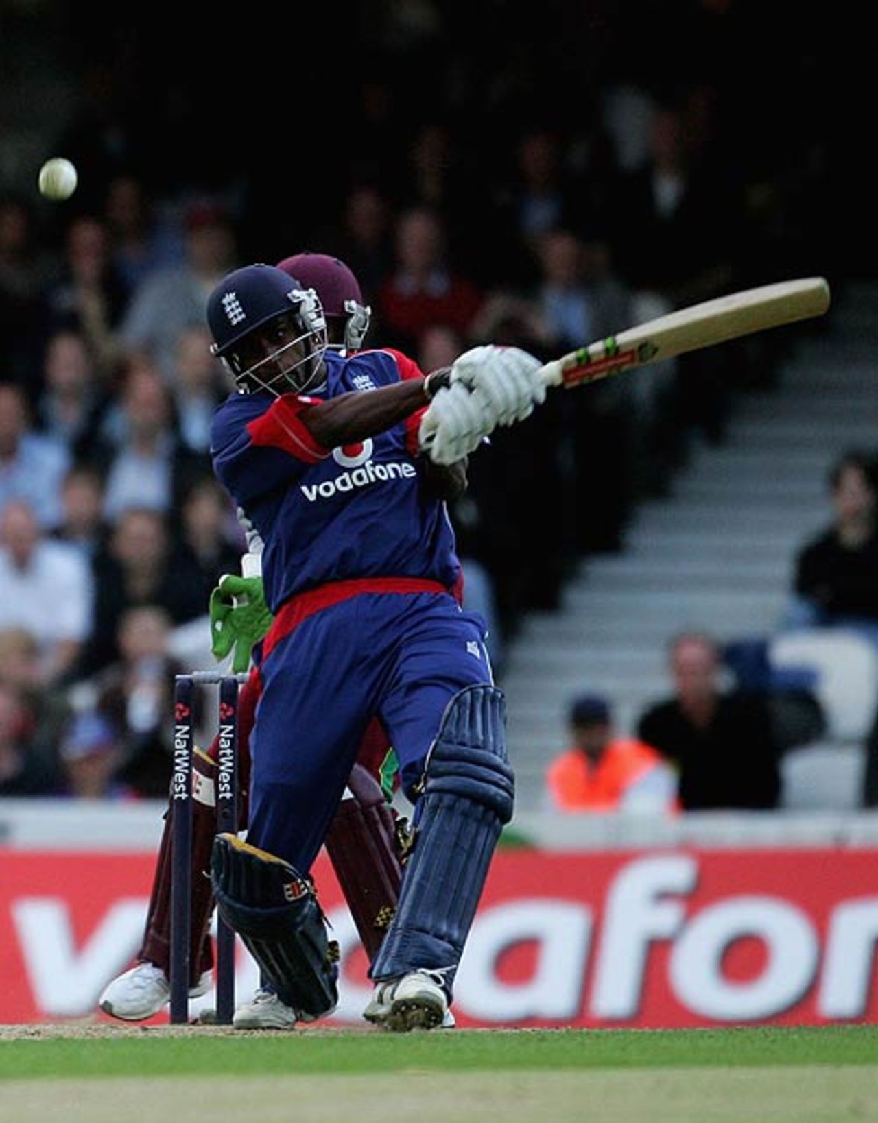 Dimitri Mascarenhas pulls during his unbeaten 18, England v West Indies, 2nd Twenty20 international, The Oval, June 29, 2007