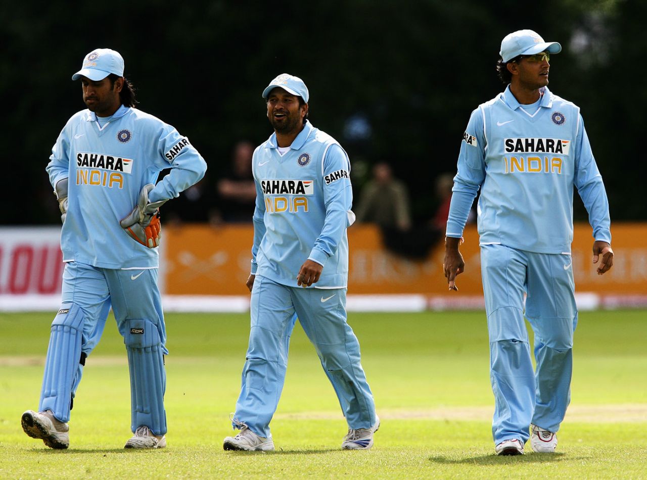 MS Dhoni, Sachin Tendulkar and Sourav Ganguly react with disappointment after an appeal for a catch by Tendulkar was turned down, India v South Africa, 3rd ODI, Belfast, July 1, 2007