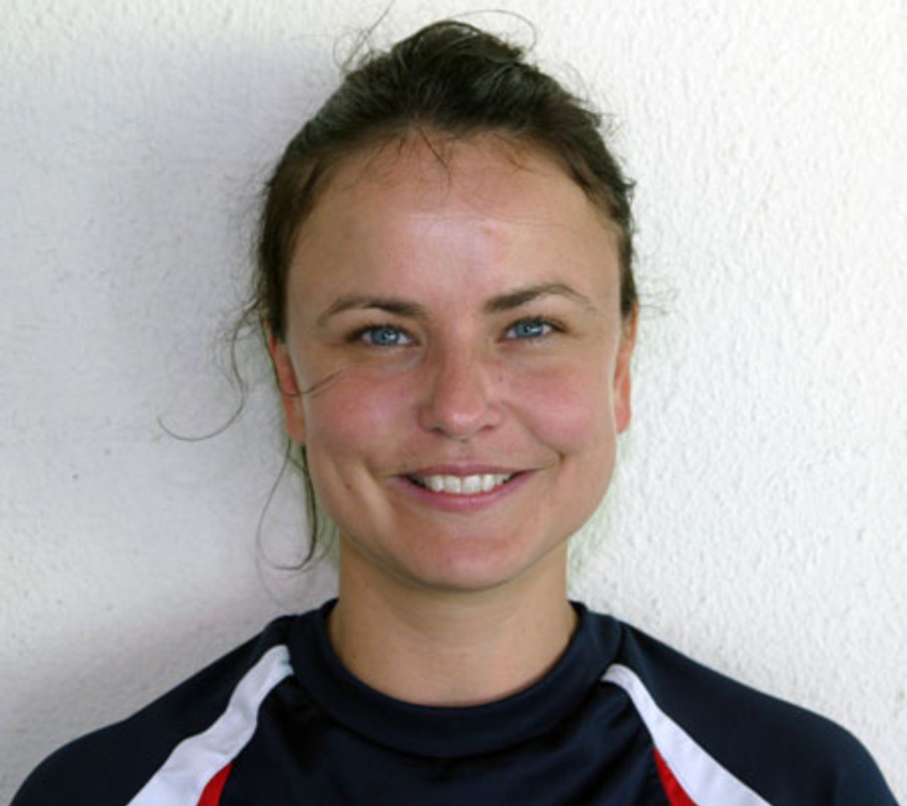 Portrait - Kylie Knott (July 2007)