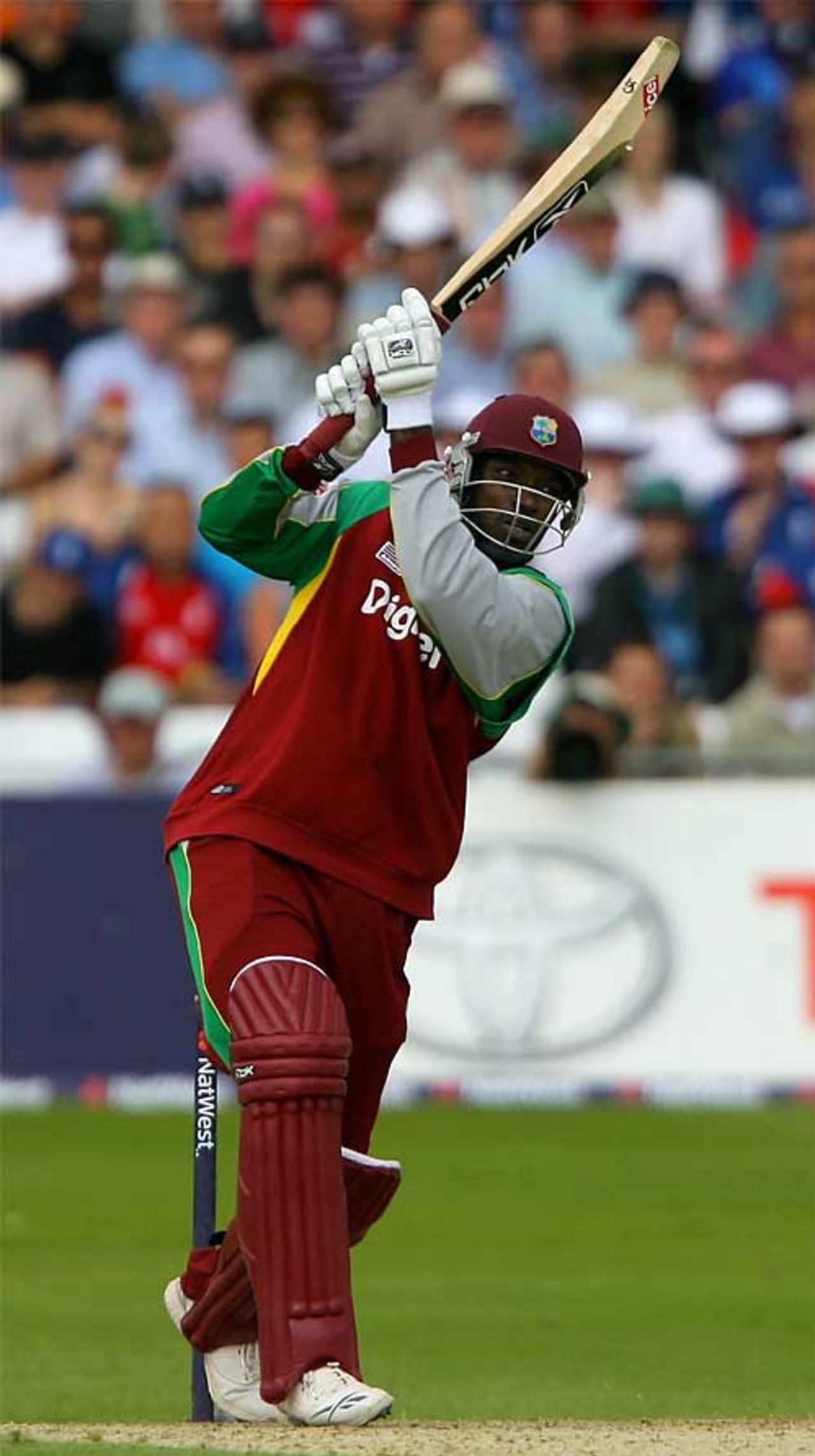 Chris Gayle goes on the charge, England v West Indies, 3rd ODI, Trent Bridge, July 7, 2007