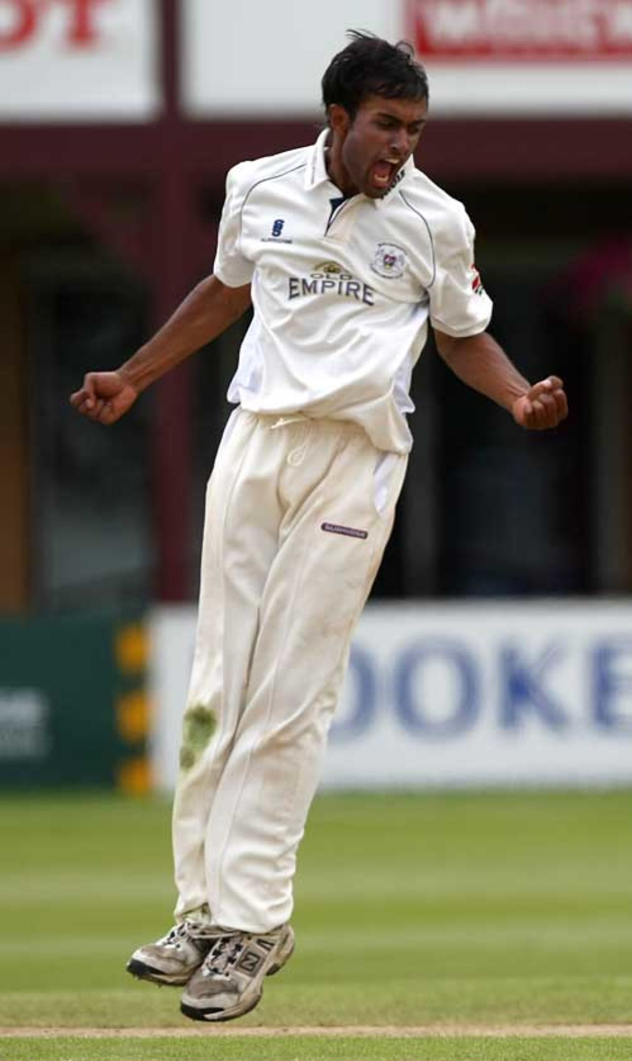 Vikram Banerjee celebrates removing Riki Wessels, Northamptonshire v Gloucestershire, County Championship, Northampton, July 10, 2007